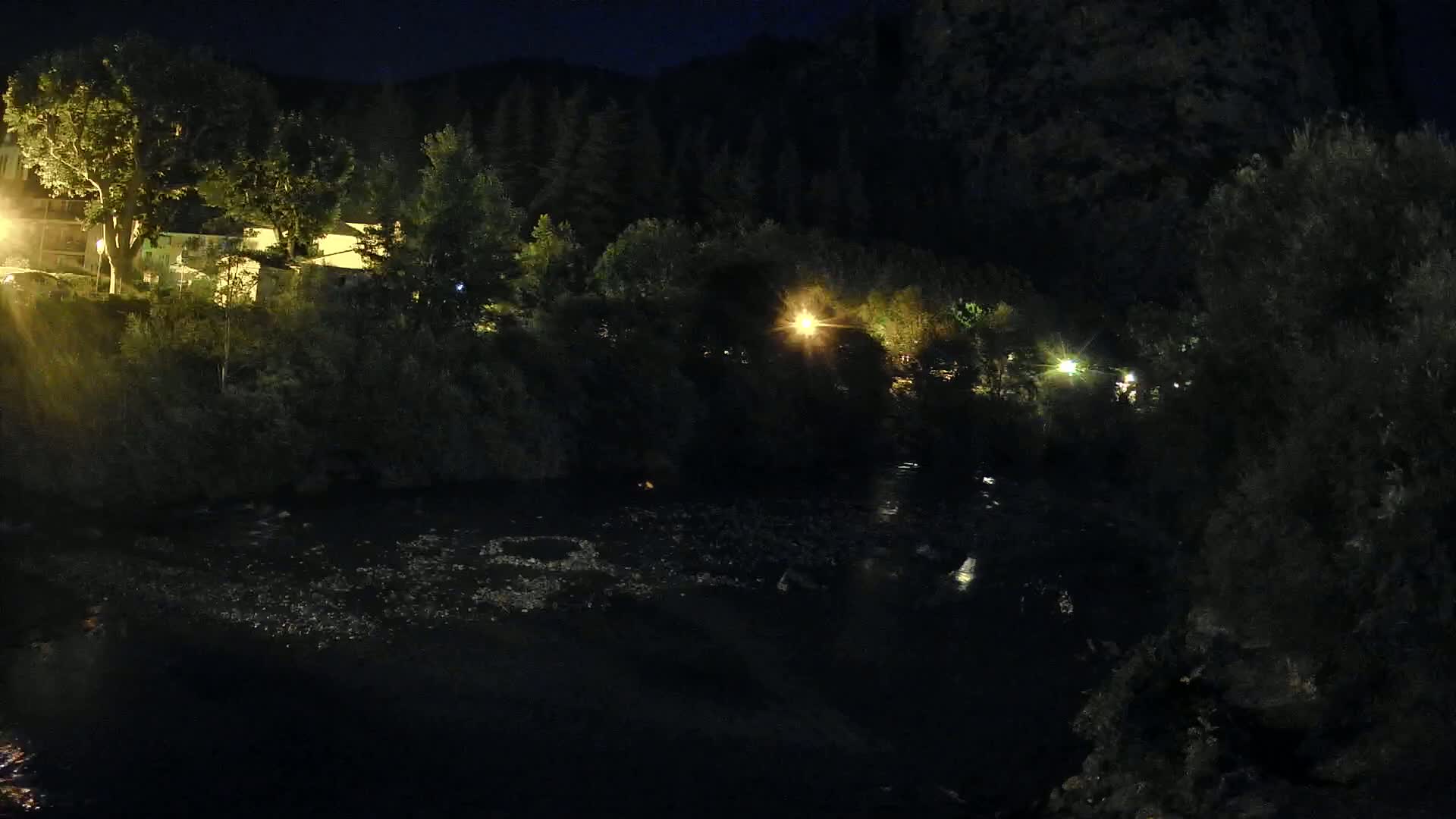 Castellane Verdon River Coast Live  Cam - Castellane, Alpes-de-Haute-Provence, Provence-Alpes-Cote d’Azur, France