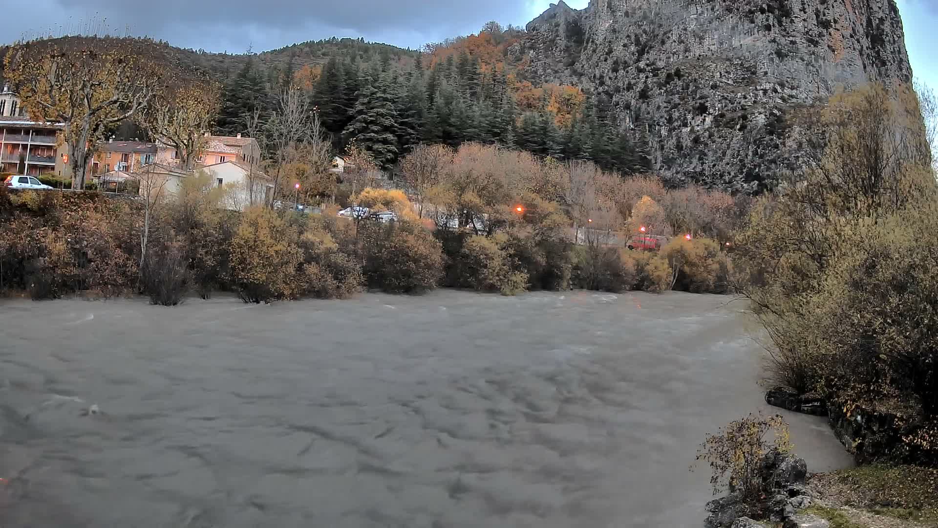 Castellane Verdon River Coast Live  Cam - Castellane, Alpes-de-Haute-Provence, Provence-Alpes-Cote d’Azur, France