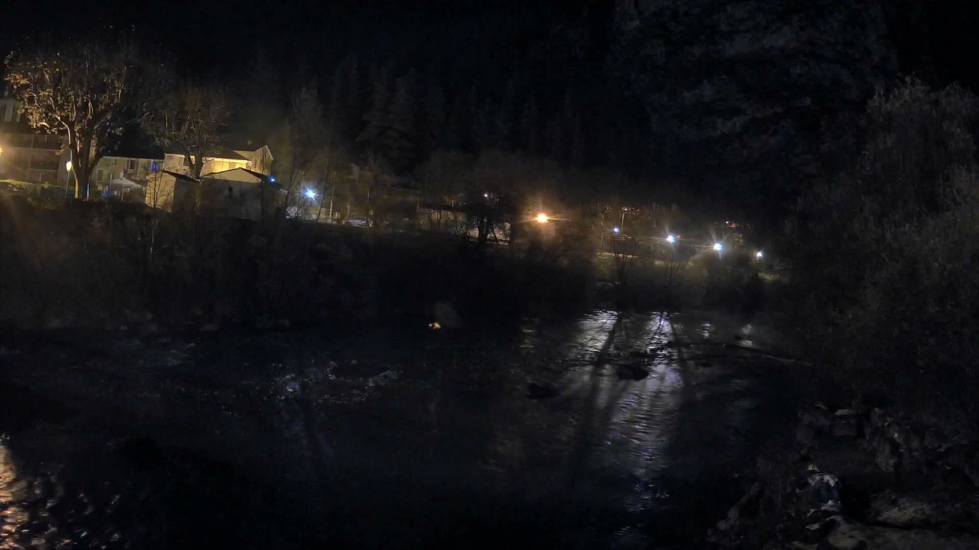 Castellane Verdon River Coast Live  Cam - Castellane, Alpes-de-Haute-Provence, Provence-Alpes-Cote d’Azur, France