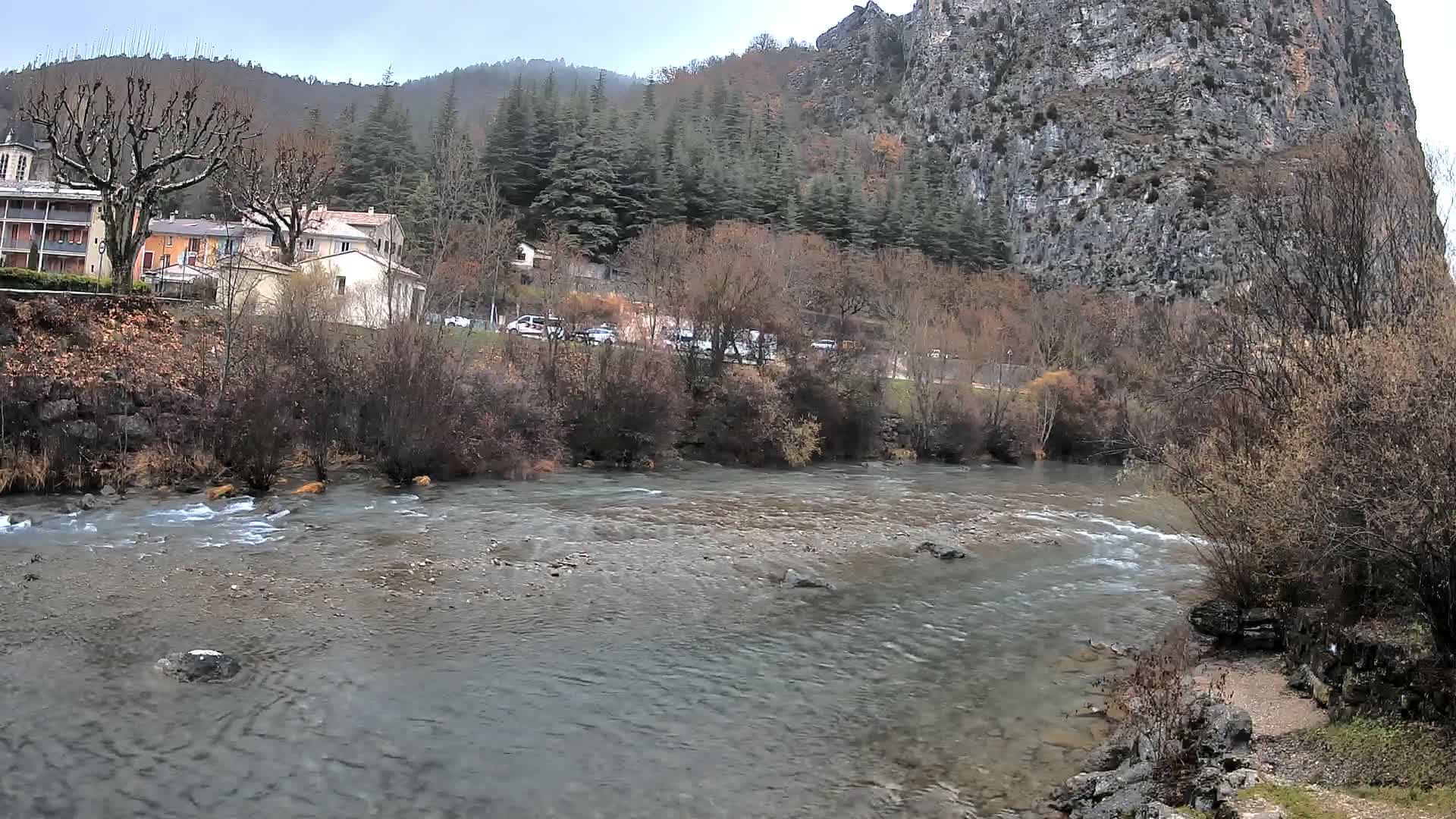 Castellane Verdon River Coast Live  Cam - Castellane, Alpes-de-Haute-Provence, Provence-Alpes-Cote d’Azur, France