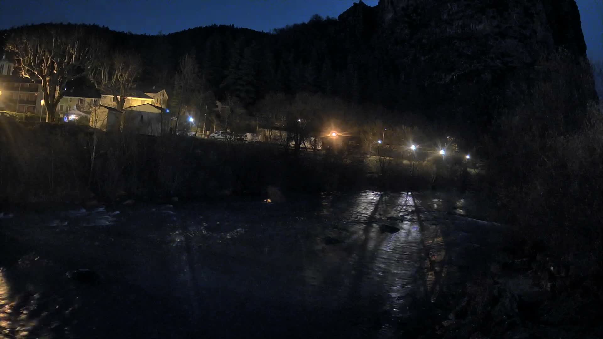 Castellane Verdon River Coast Live  Cam - Castellane, Alpes-de-Haute-Provence, Provence-Alpes-Cote d’Azur, France