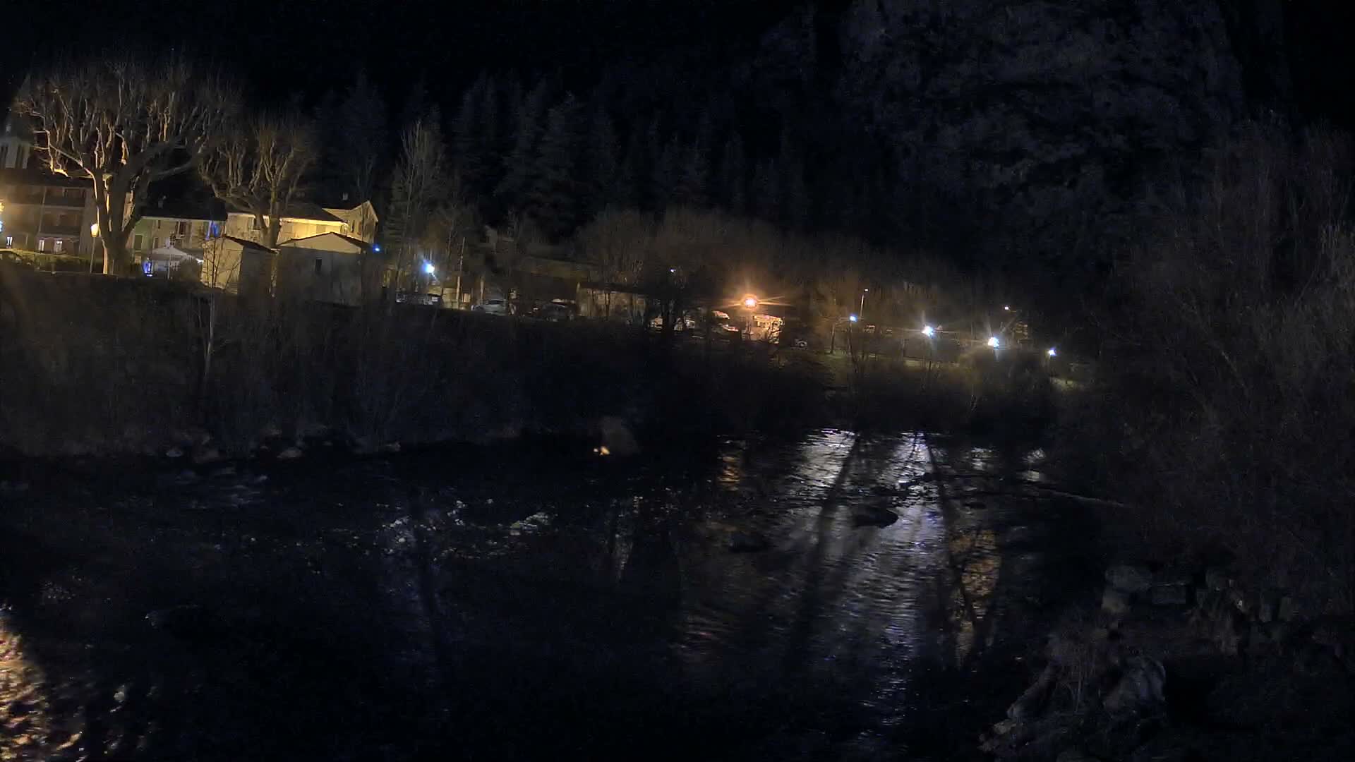 Castellane Verdon River Coast Live  Cam - Castellane, Alpes-de-Haute-Provence, Provence-Alpes-Cote d’Azur, France