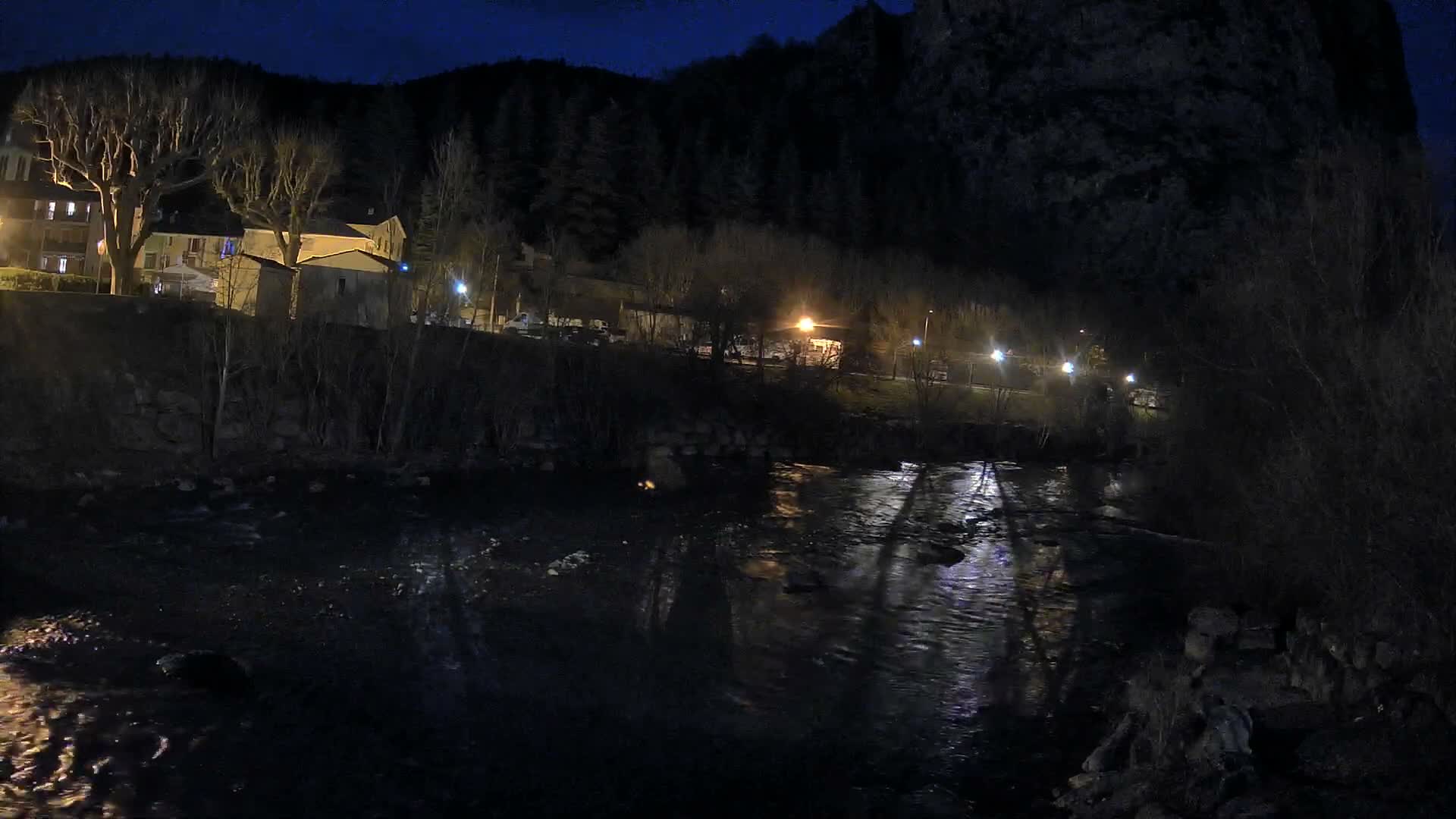 Castellane Verdon River Coast Live  Cam - Castellane, Alpes-de-Haute-Provence, Provence-Alpes-Cote d’Azur, France