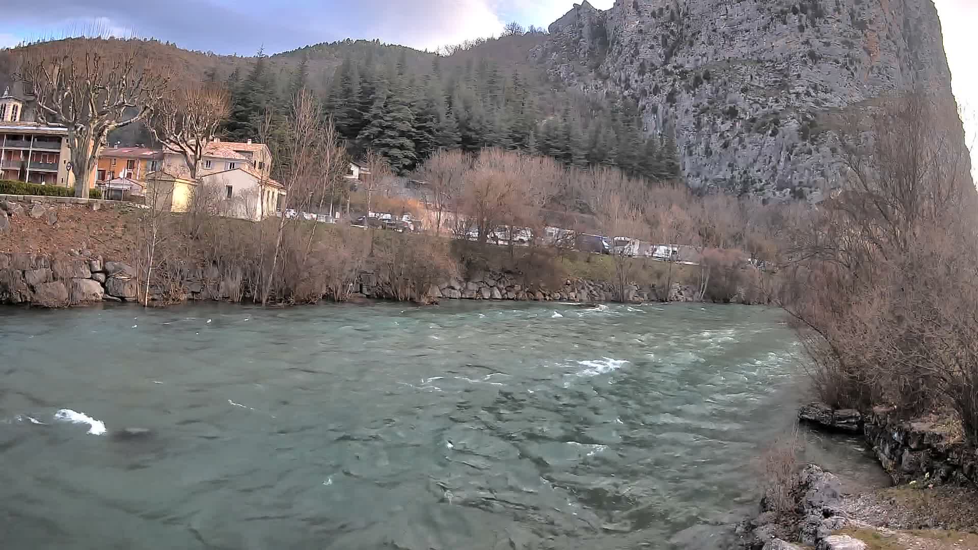 Castellane Verdon River Coast Live  Cam - Castellane, Alpes-de-Haute-Provence, Provence-Alpes-Cote d’Azur, France