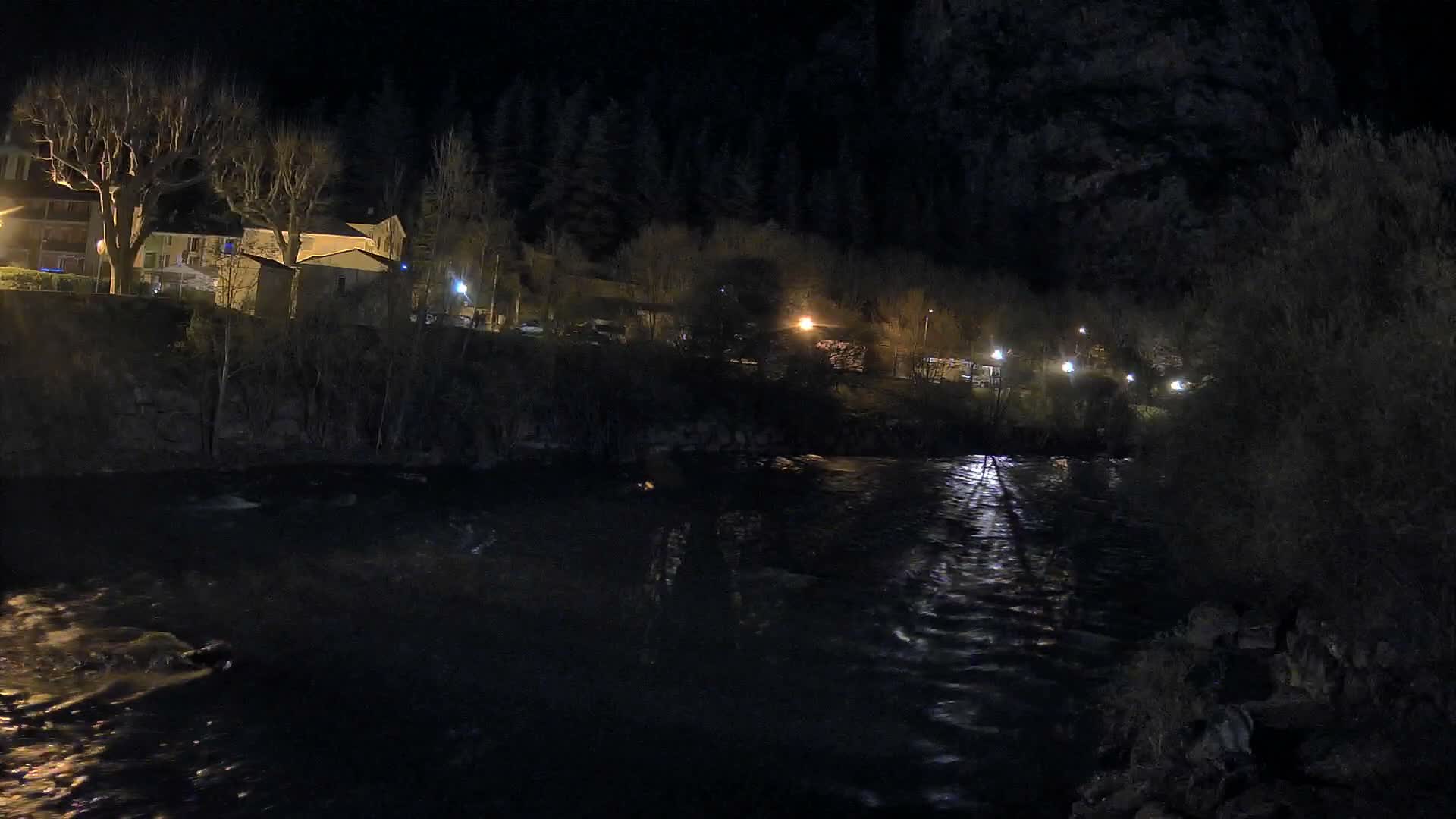 Castellane Verdon River Coast Live  Cam - Castellane, Alpes-de-Haute-Provence, Provence-Alpes-Cote d’Azur, France