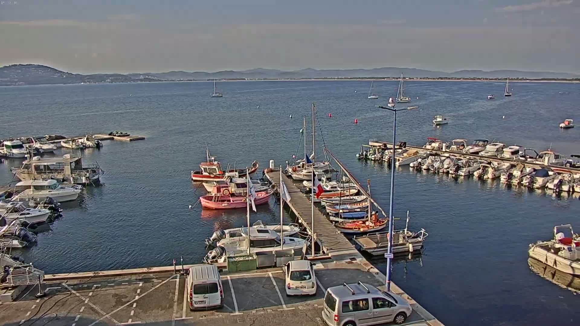 Hyeres, La Madrague Seaport Live Cam - Toulon, Var, Provence-Alpes-Côte d’Azur, France