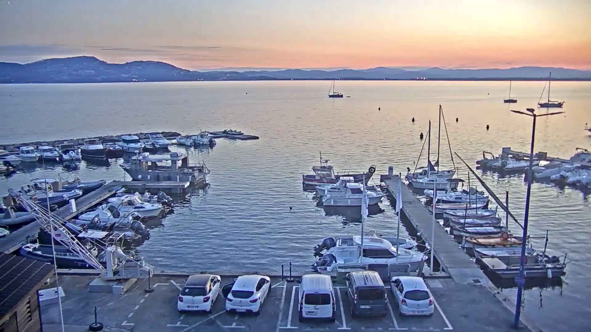 Hyeres, La Madrague Seaport Live Cam - Toulon, Var, Provence-Alpes-Côte d’Azur, France