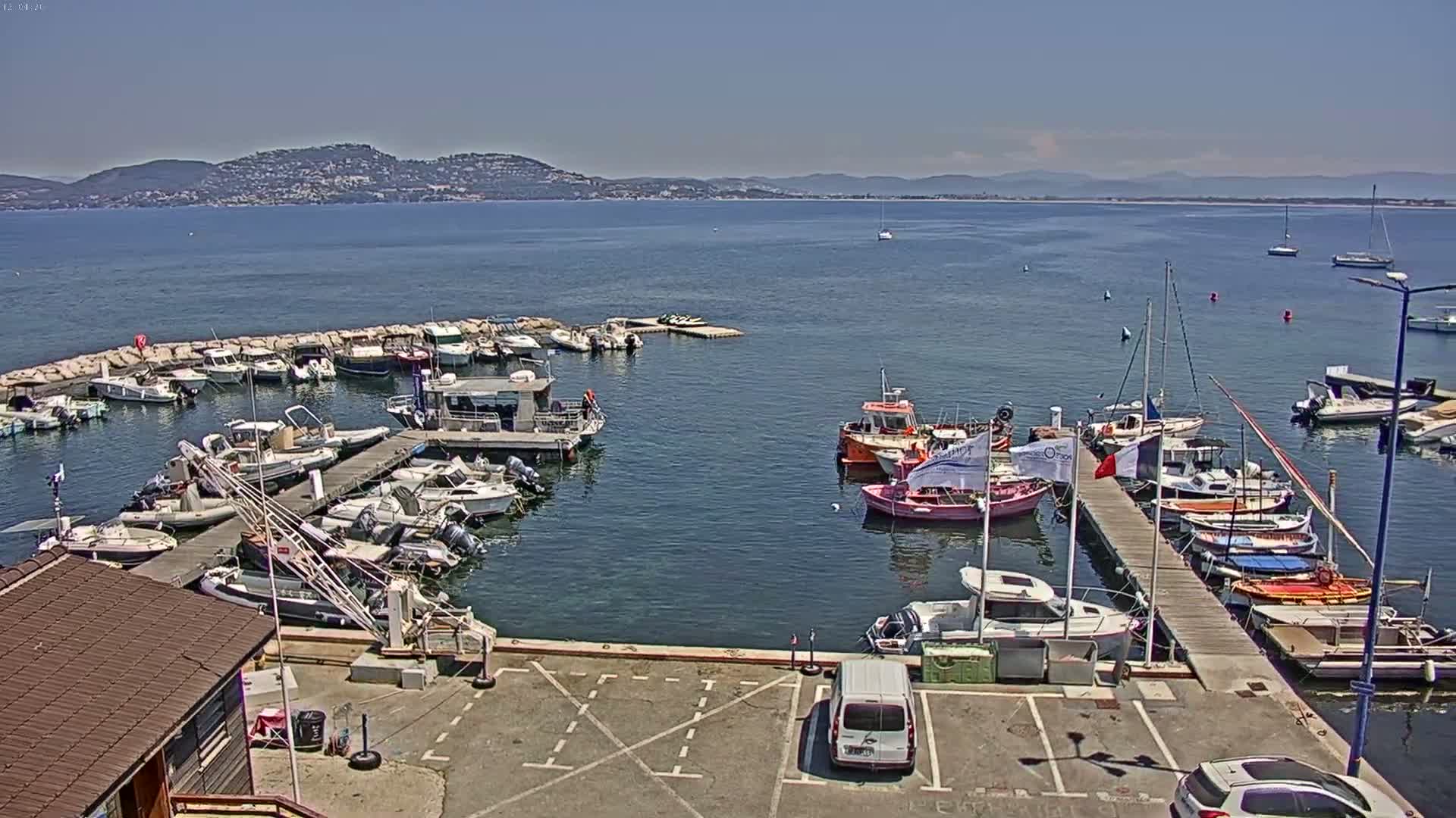 Hyeres, La Madrague Seaport Live Cam - Toulon, Var, Provence-Alpes-Côte d’Azur, France