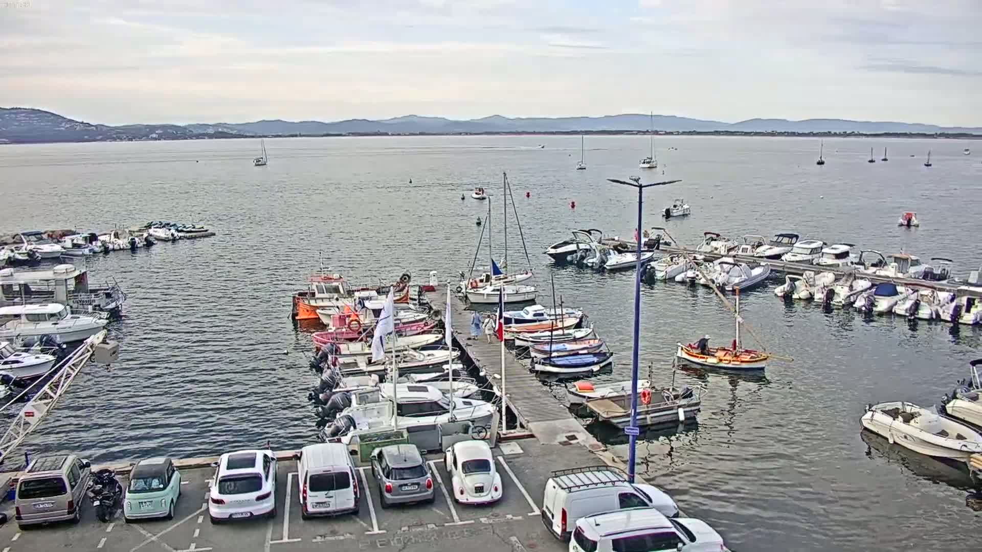 Hyeres, La Madrague Seaport Live Cam - Toulon, Var, Provence-Alpes-Côte d’Azur, France
