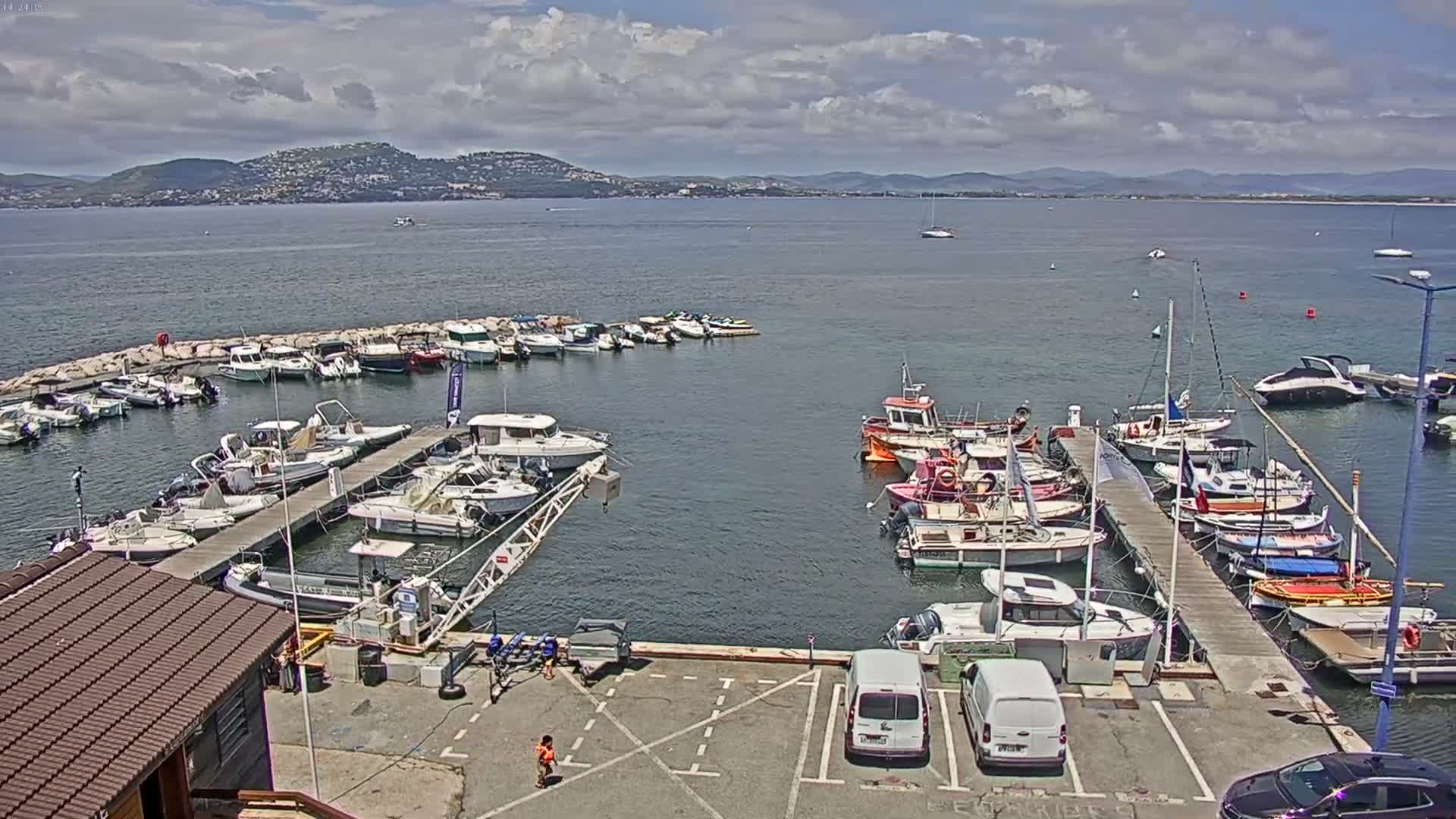 Hyeres, La Madrague Seaport Live Cam - Toulon, Var, Provence-Alpes-Côte d’Azur, France