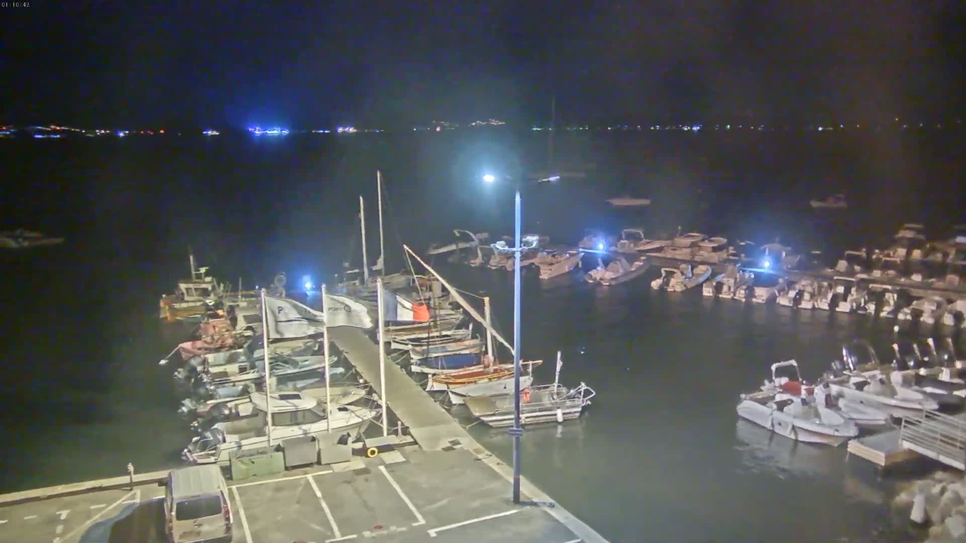 Hyeres, La Madrague Seaport Live Cam - Toulon, Var, Provence-Alpes-Côte d’Azur, France