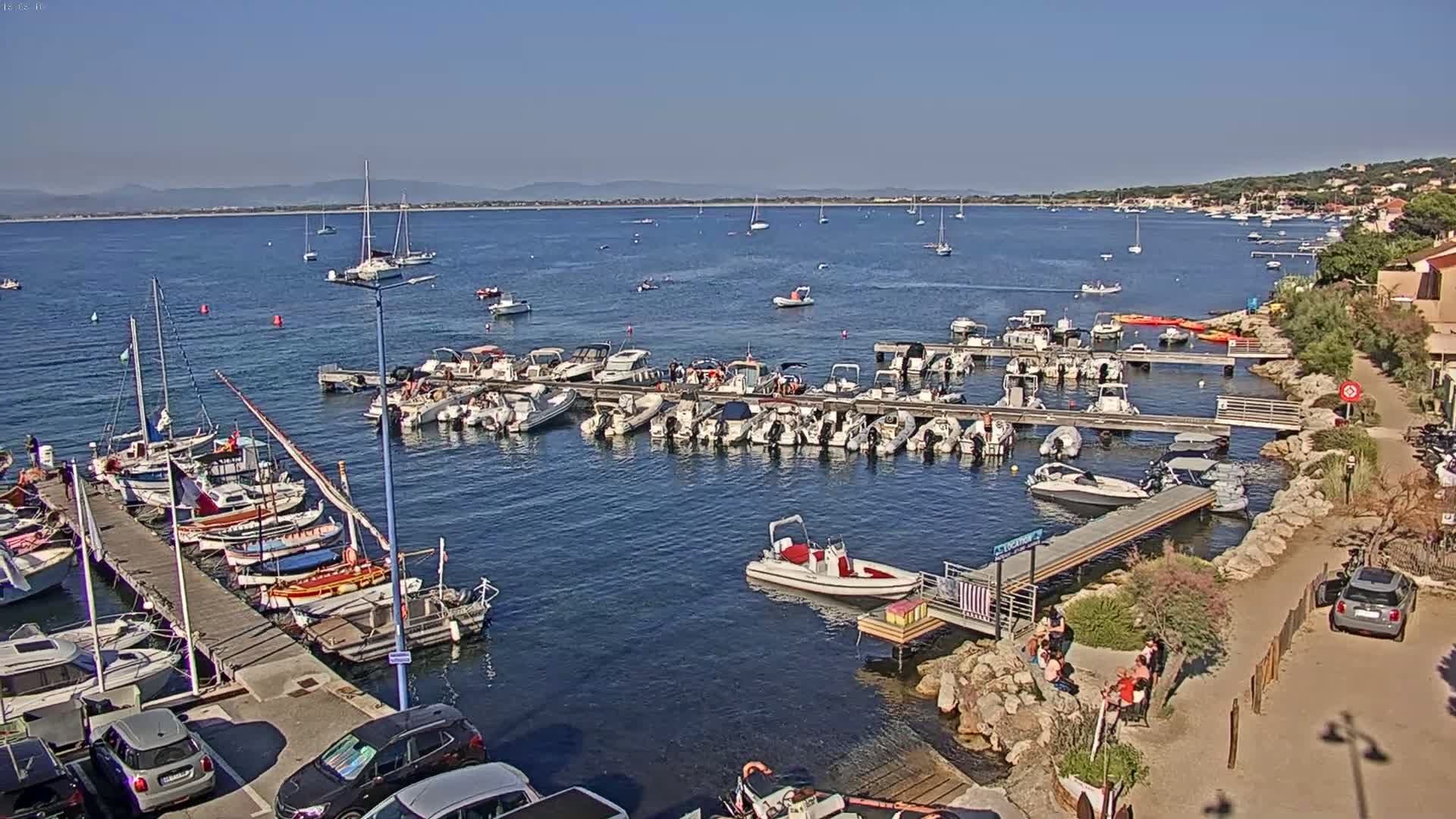 Hyeres, La Madrague Seaport Live Cam - Toulon, Var, Provence-Alpes-Côte d’Azur, France