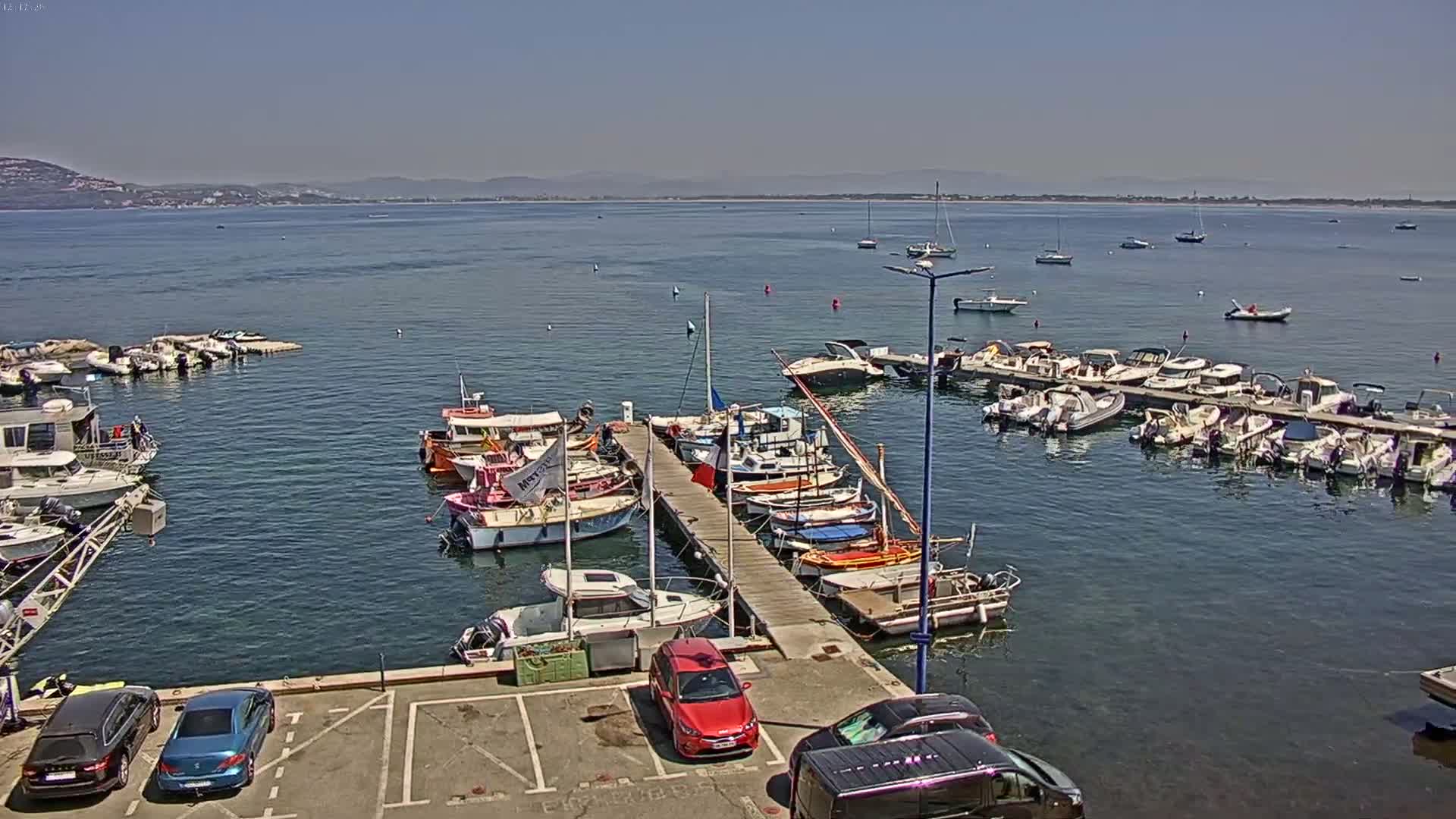 Hyeres, La Madrague Seaport Live Cam - Toulon, Var, Provence-Alpes-Côte d’Azur, France