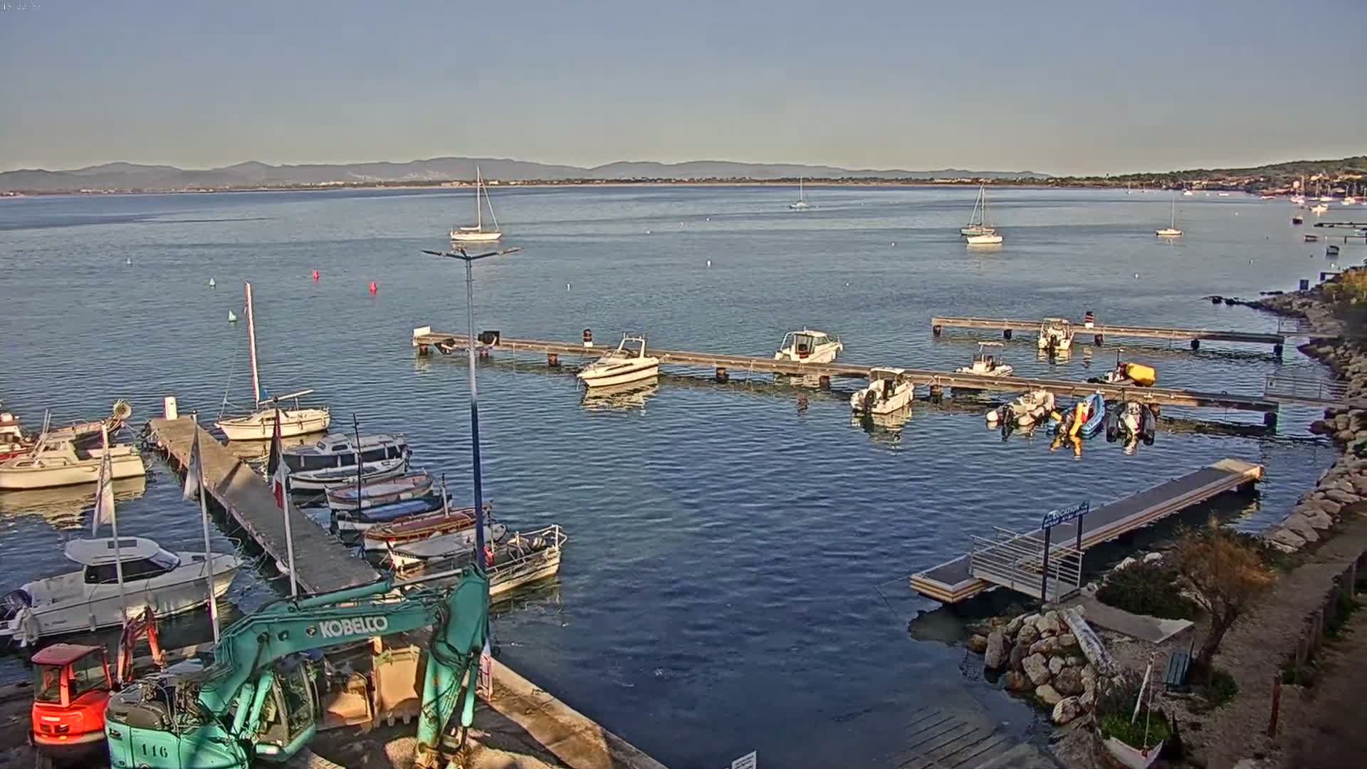 Hyeres, La Madrague Seaport Live Cam - Toulon, Var, Provence-Alpes-Côte d’Azur, France
