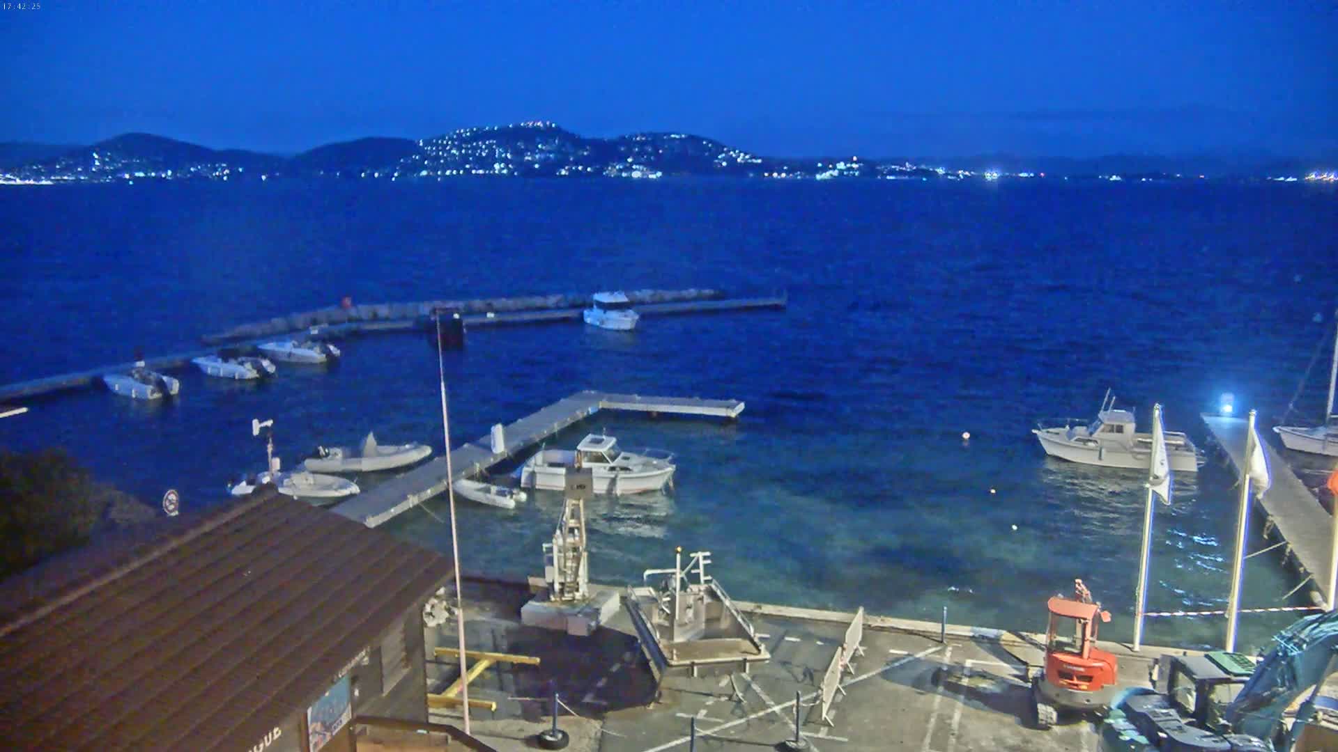 Hyeres, La Madrague Seaport Live Cam - Toulon, Var, Provence-Alpes-Côte d’Azur, France