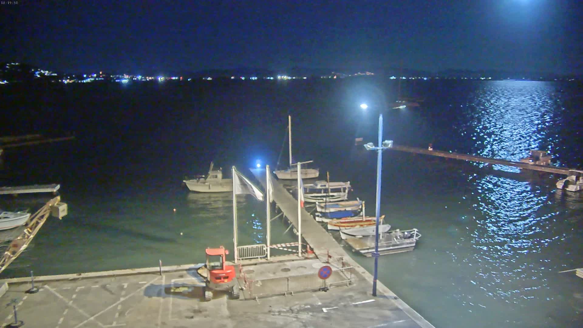 Hyeres, La Madrague Seaport Live Cam - Toulon, Var, Provence-Alpes-Côte d’Azur, France