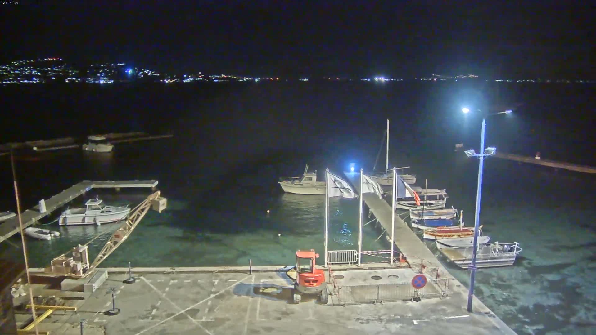 Hyeres, La Madrague Seaport Live Cam - Toulon, Var, Provence-Alpes-Côte d’Azur, France