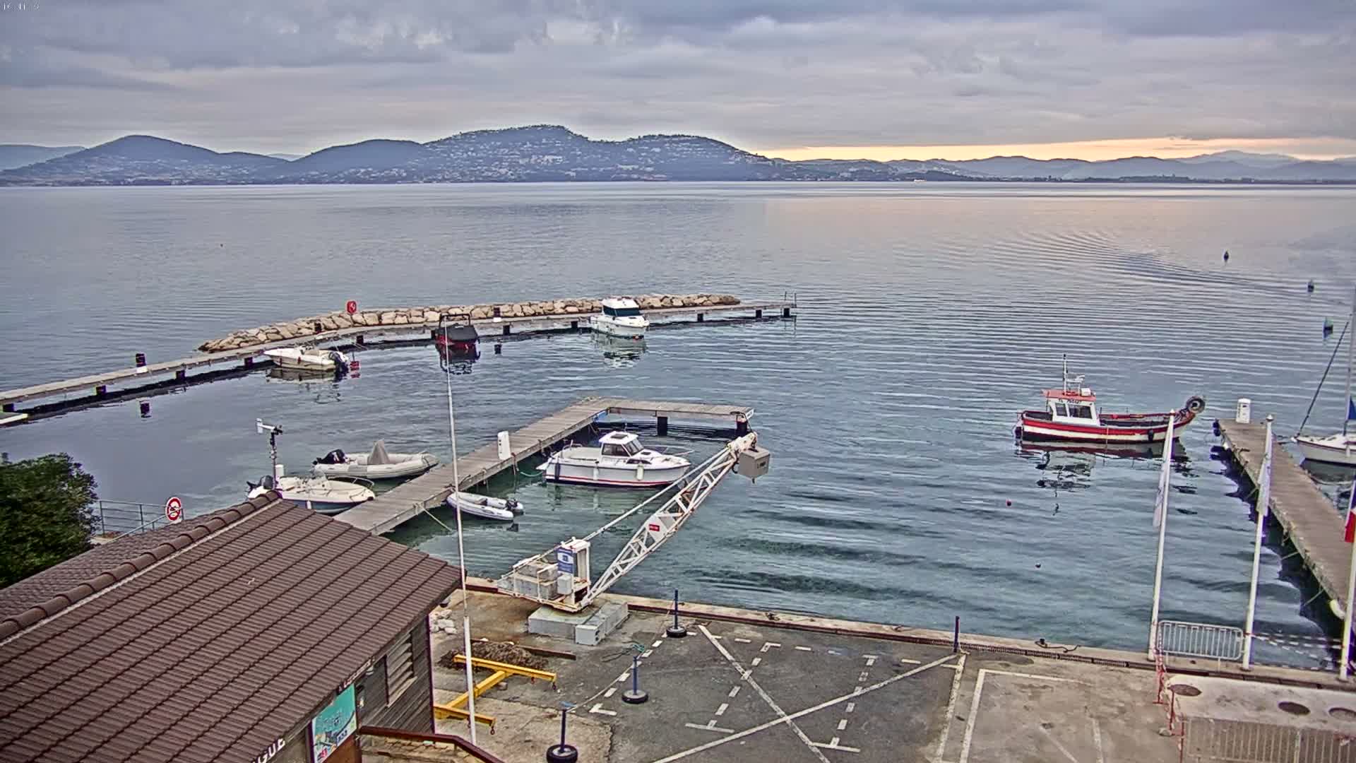 Hyeres, La Madrague Seaport Live Cam - Toulon, Var, Provence-Alpes-Côte d’Azur, France