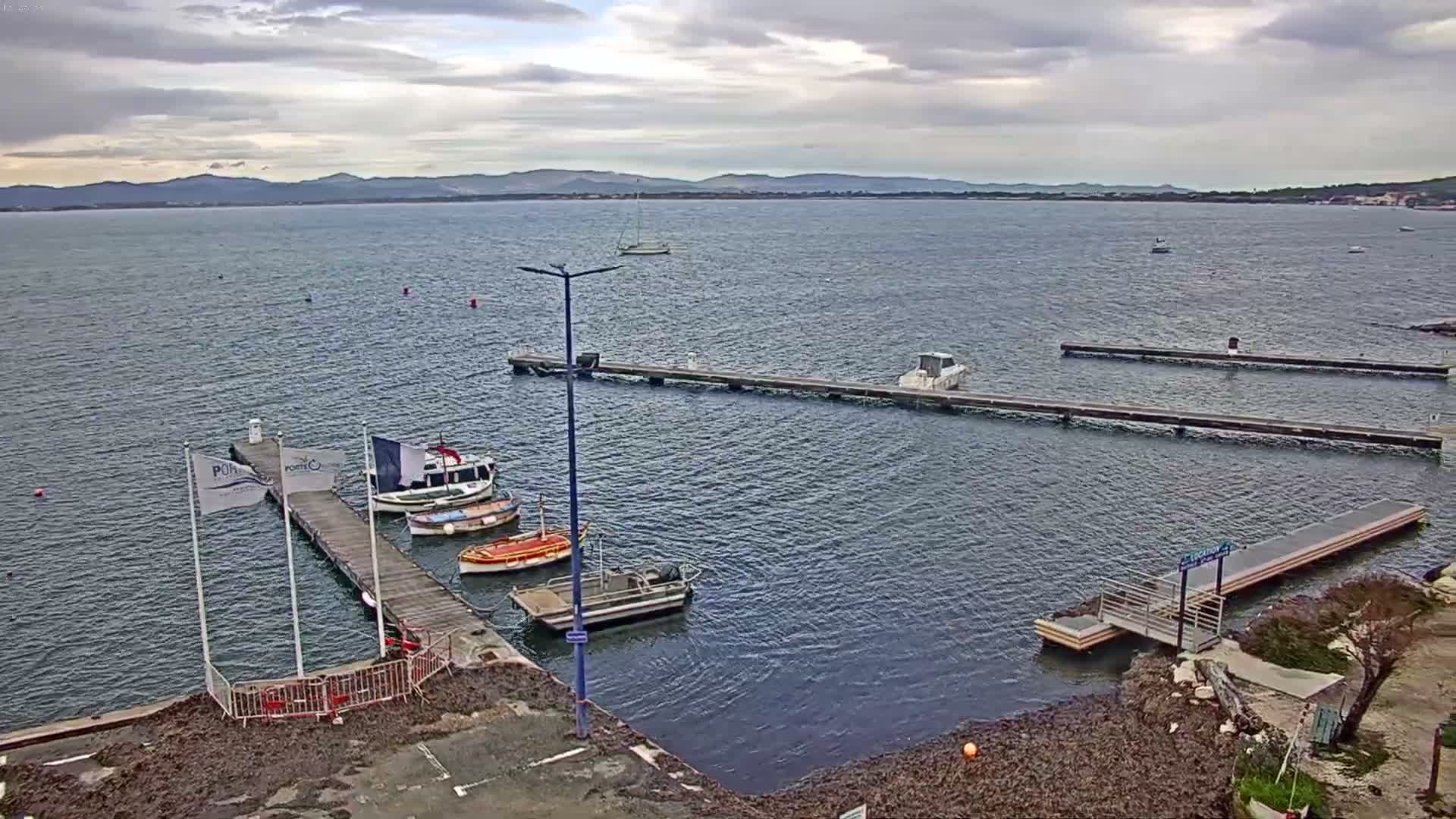 Hyeres, La Madrague Seaport Live Cam - Toulon, Var, Provence-Alpes-Côte d’Azur, France