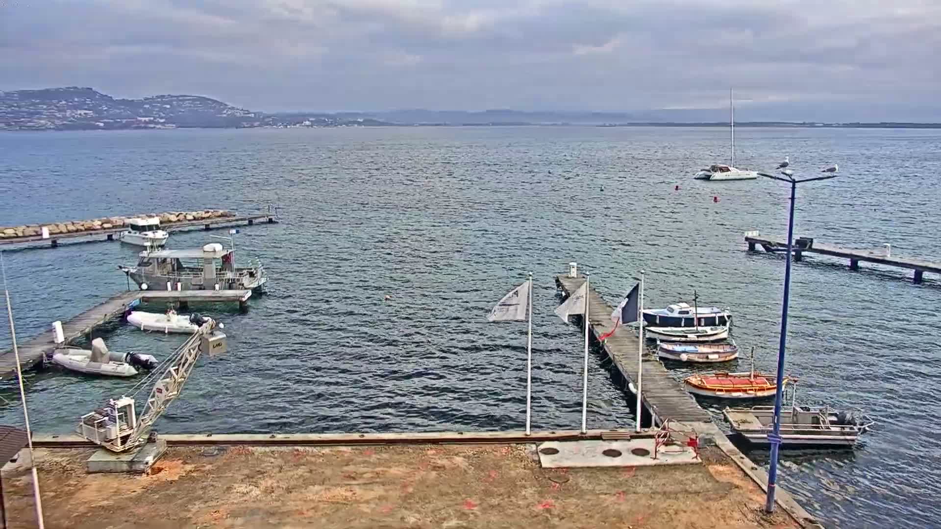 Hyeres, La Madrague Seaport Live Cam - Toulon, Var, Provence-Alpes-Côte d’Azur, France