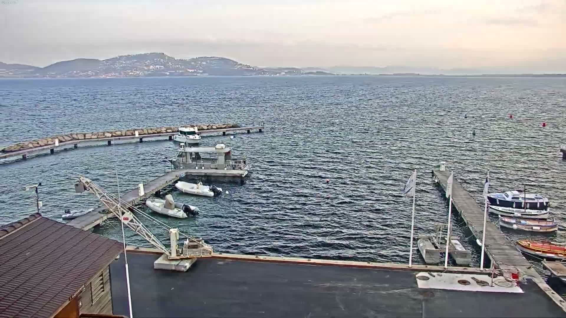 Hyeres, La Madrague Seaport Live Cam - Toulon, Var, Provence-Alpes-Côte d’Azur, France