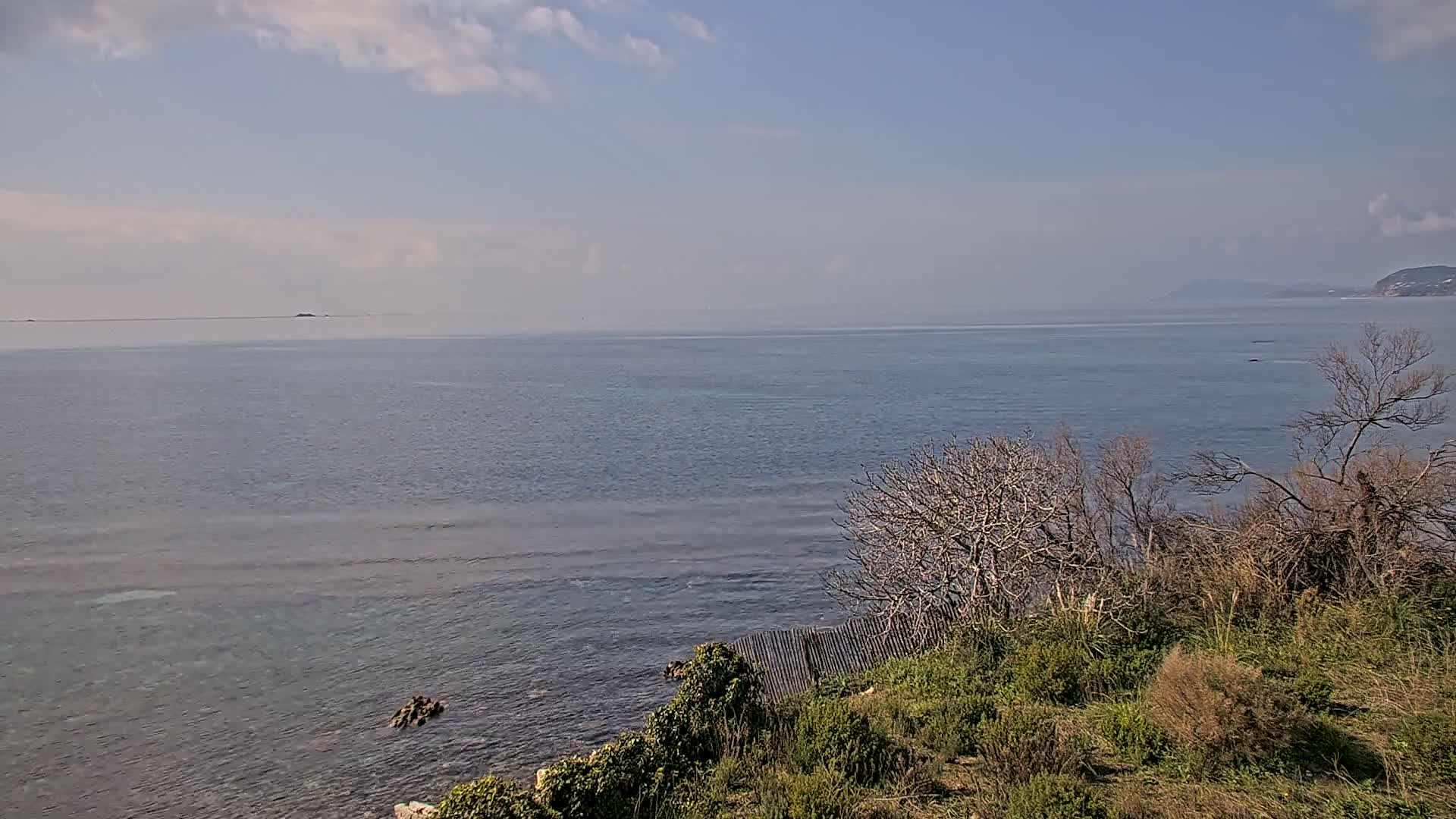 Hyeres, Plage de L'Almanarre Beach Live Cam - Toulon, Var, Provence-Alpes-Côte d’Azur, France