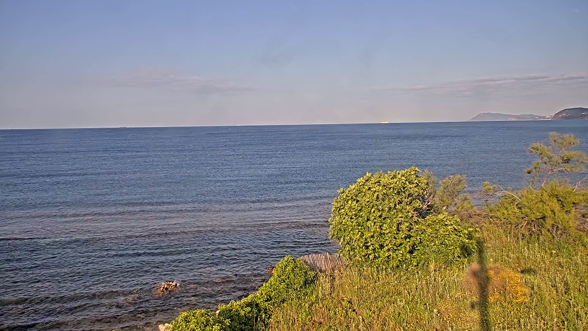 Hyeres, Plage de L'Almanarre Beach Live Cam - Toulon, Var, Provence-Alpes-Côte d’Azur, France