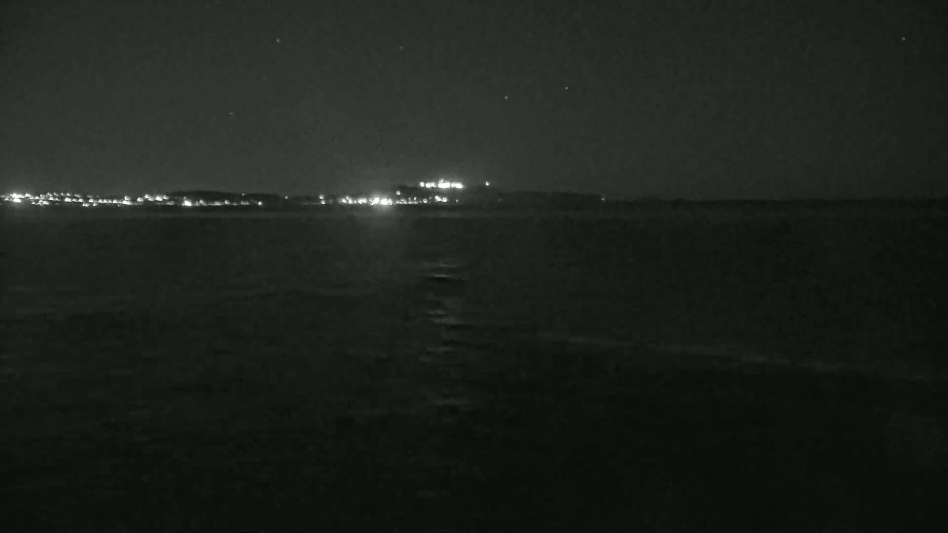 Hyeres, Plage de L'Almanarre Beach Live Cam - Toulon, Var, Provence-Alpes-Côte d’Azur, France