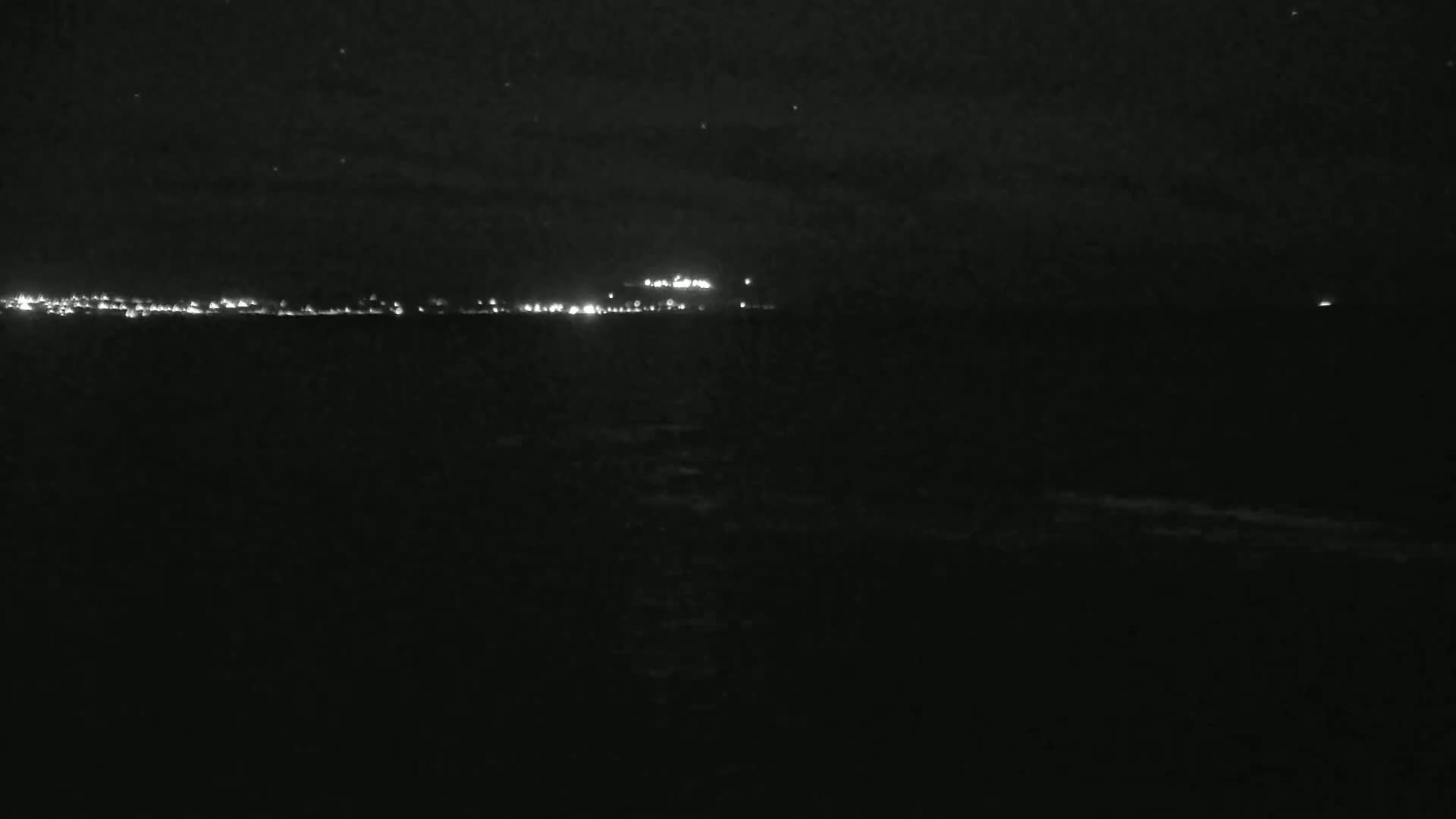 Hyeres, Plage de L'Almanarre Beach Live Cam - Toulon, Var, Provence-Alpes-Côte d’Azur, France