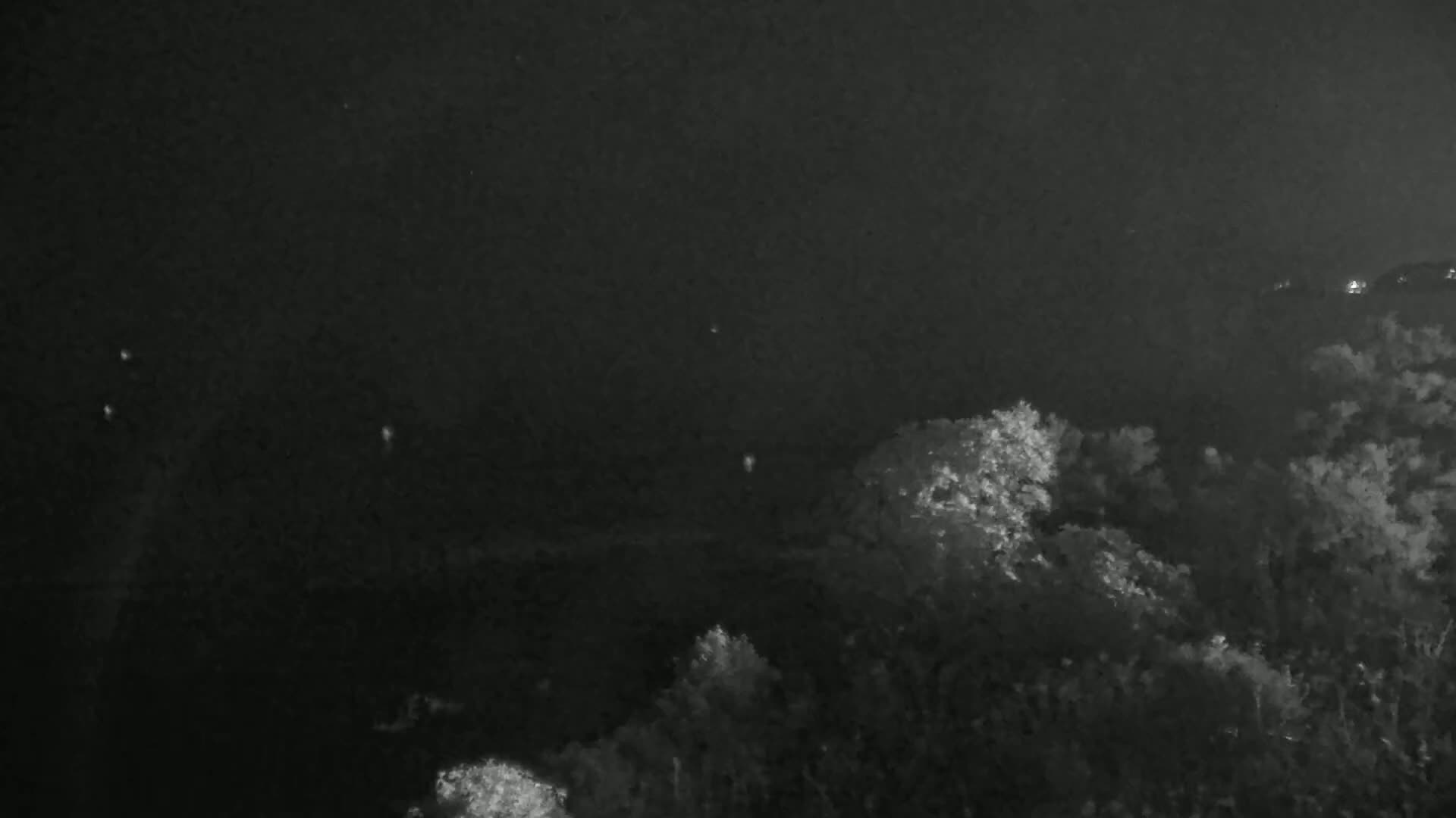 Hyeres, Plage de L'Almanarre Beach Live Cam - Toulon, Var, Provence-Alpes-Côte d’Azur, France