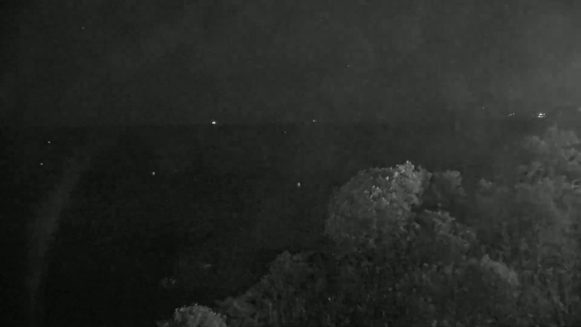 Hyeres, Plage de L'Almanarre Beach Live Cam - Toulon, Var, Provence-Alpes-Côte d’Azur, France