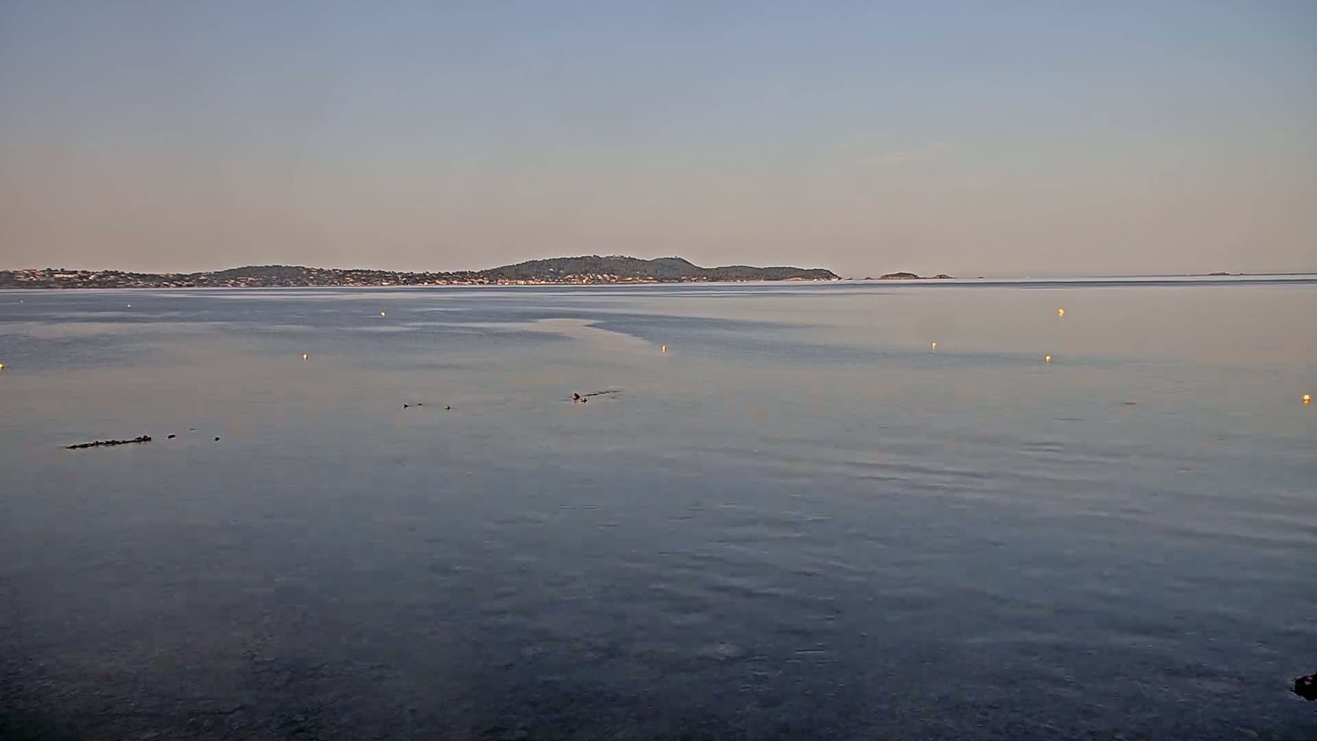 Hyeres, Plage de L'Almanarre Beach Live Cam - Toulon, Var, Provence-Alpes-Côte d’Azur, France