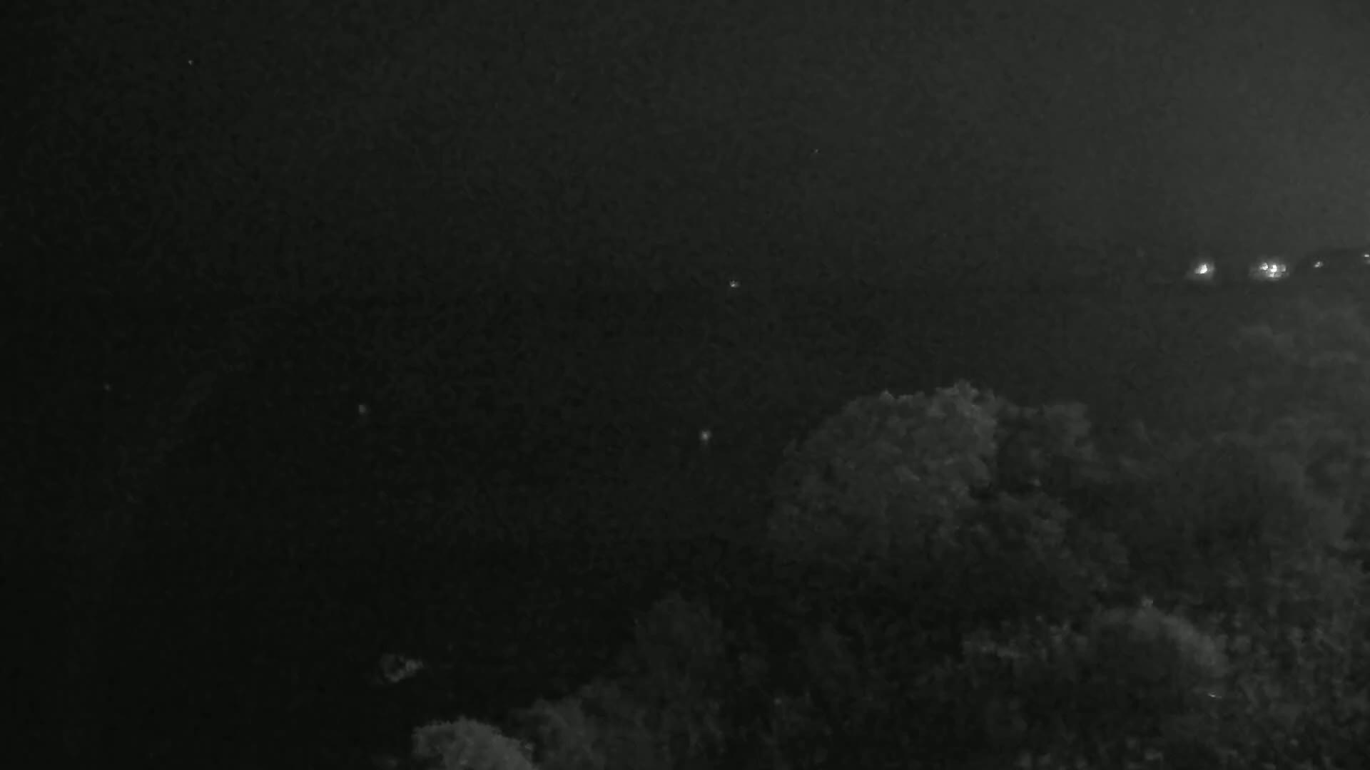 Hyeres, Plage de L'Almanarre Beach Live Cam - Toulon, Var, Provence-Alpes-Côte d’Azur, France