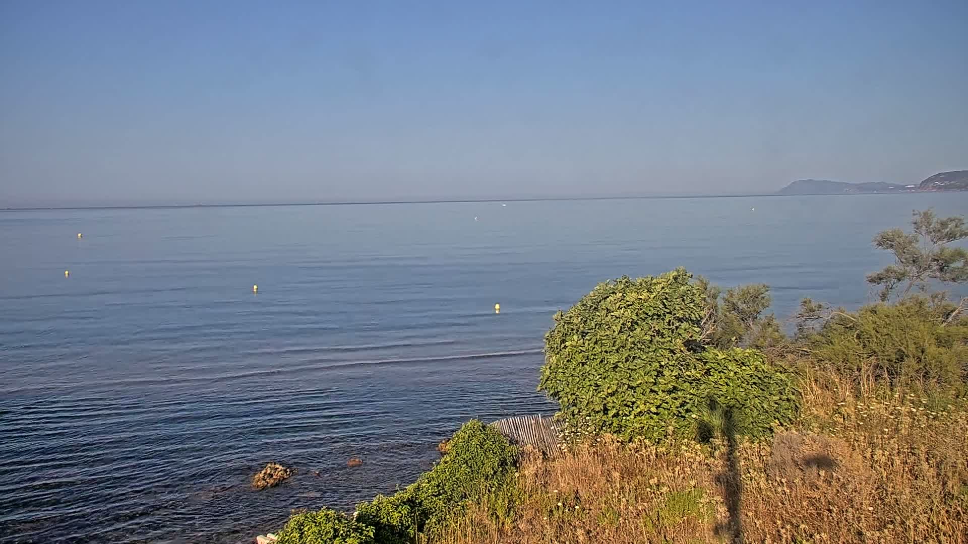 Hyeres, Plage de L'Almanarre Beach Live Cam - Toulon, Var, Provence-Alpes-Côte d’Azur, France