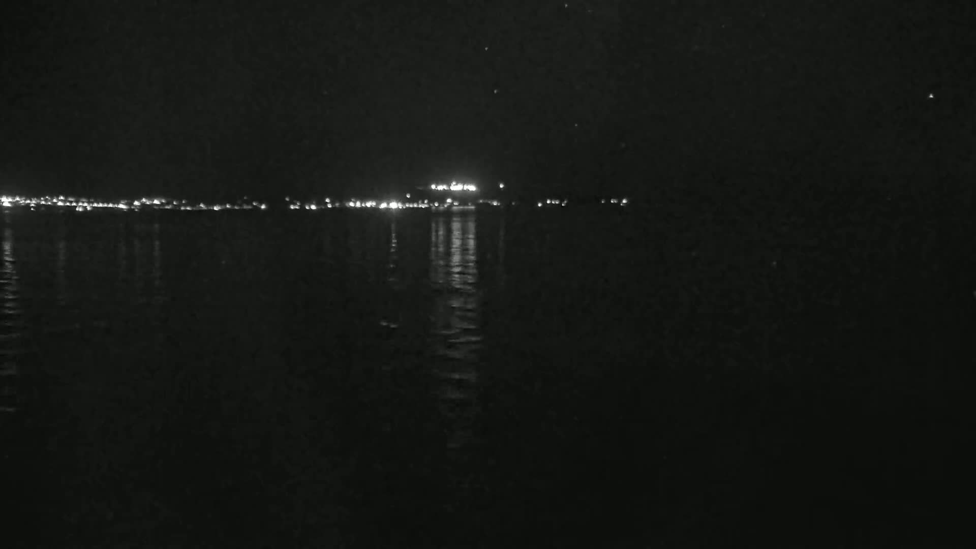 Hyeres, Plage de L'Almanarre Beach Live Cam - Toulon, Var, Provence-Alpes-Côte d’Azur, France