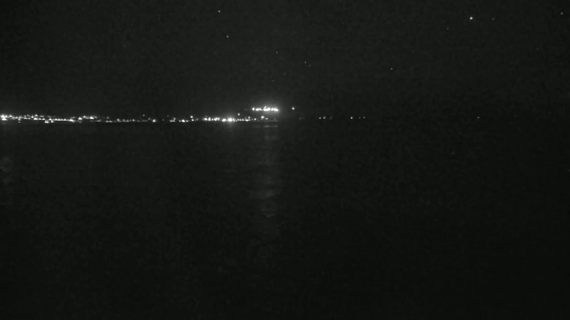Hyeres, Plage de L'Almanarre Beach Live Cam - Toulon, Var, Provence-Alpes-Côte d’Azur, France
