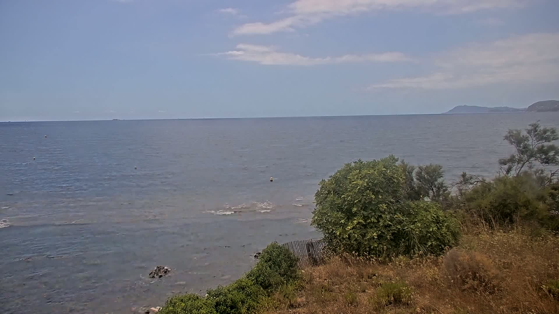 Hyeres, Plage de L'Almanarre Beach Live Cam - Toulon, Var, Provence-Alpes-Côte d’Azur, France