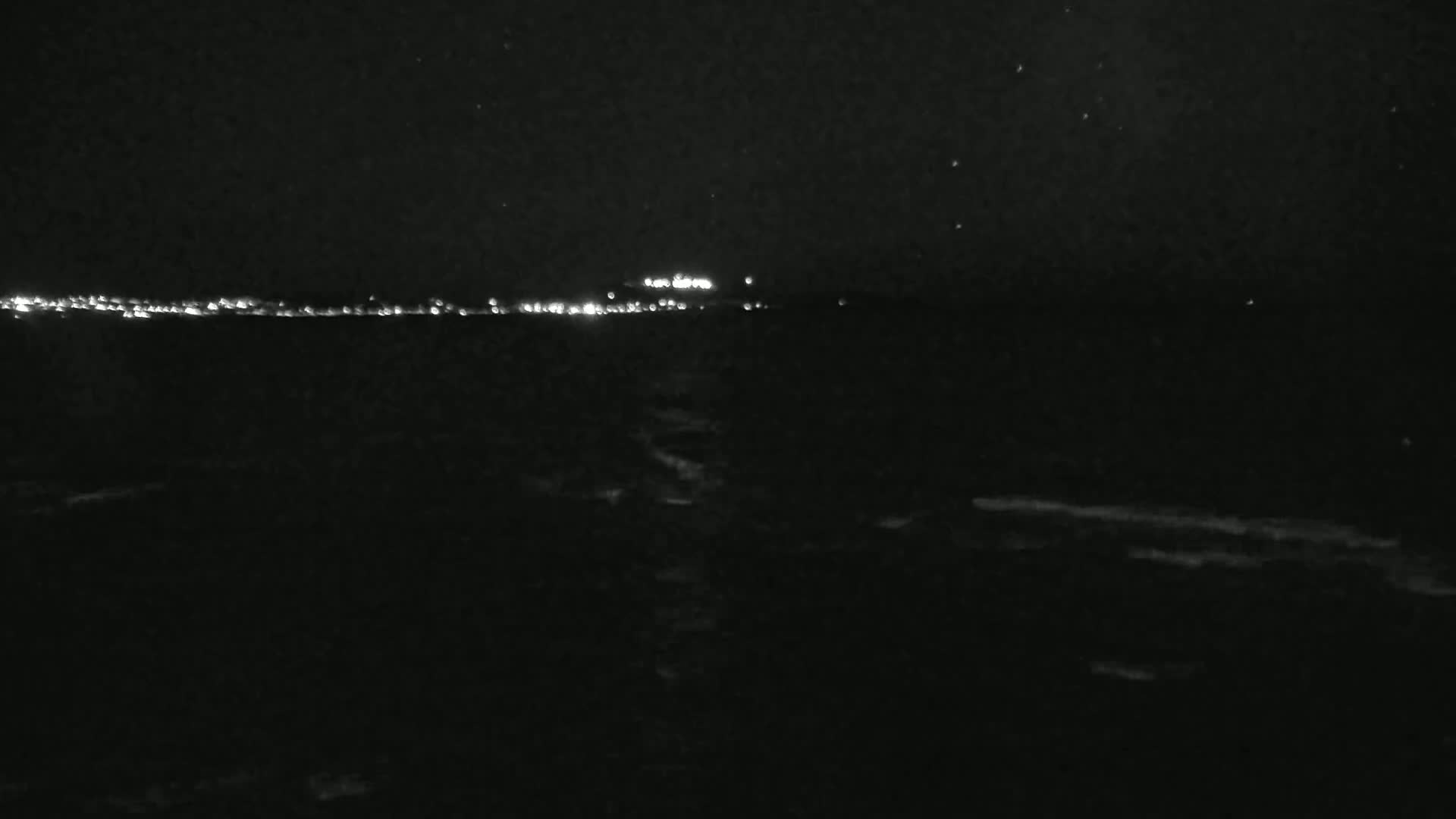 Hyeres, Plage de L'Almanarre Beach Live Cam - Toulon, Var, Provence-Alpes-Côte d’Azur, France