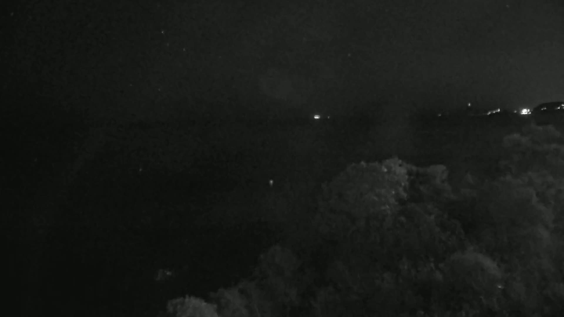 Hyeres, Plage de L'Almanarre Beach Live Cam - Toulon, Var, Provence-Alpes-Côte d’Azur, France