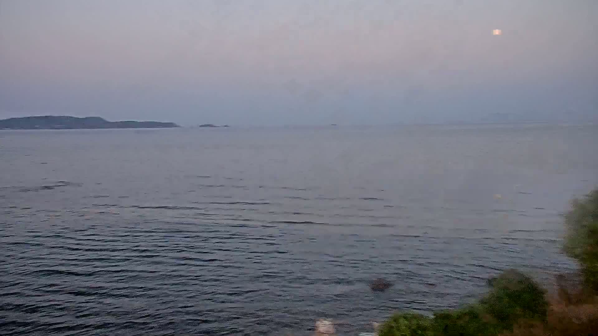 Hyeres, Plage de L'Almanarre Beach Live Cam - Toulon, Var, Provence-Alpes-Côte d’Azur, France