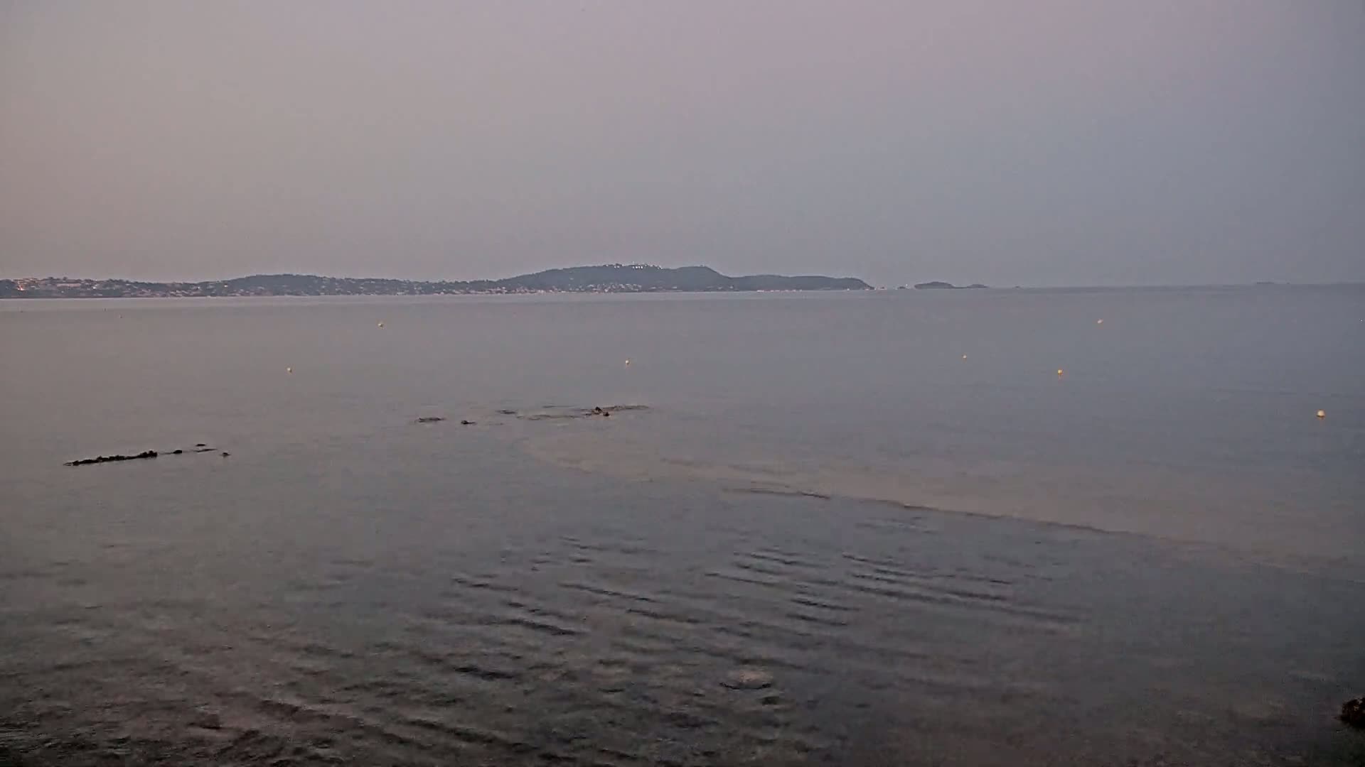 Hyeres, Plage de L'Almanarre Beach Live Cam - Toulon, Var, Provence-Alpes-Côte d’Azur, France