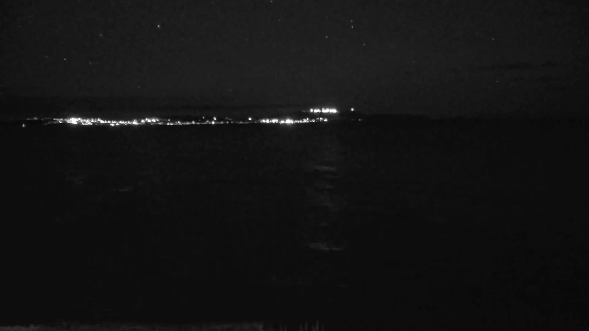 Hyeres, Plage de L'Almanarre Beach Live Cam - Toulon, Var, Provence-Alpes-Côte d’Azur, France