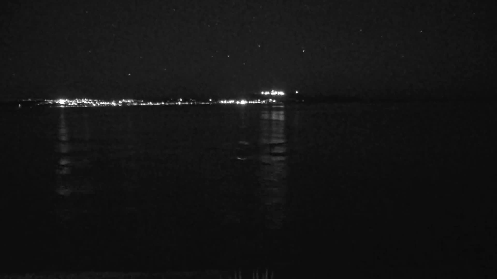 Hyeres, Plage de L'Almanarre Beach Live Cam - Toulon, Var, Provence-Alpes-Côte d’Azur, France