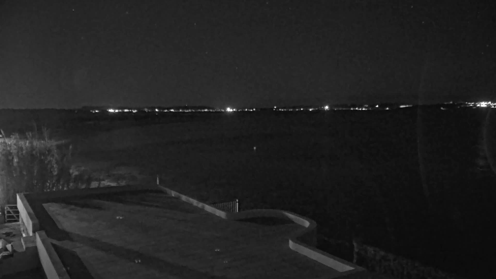 Hyeres, Plage de L'Almanarre Beach Live Cam - Toulon, Var, Provence-Alpes-Côte d’Azur, France