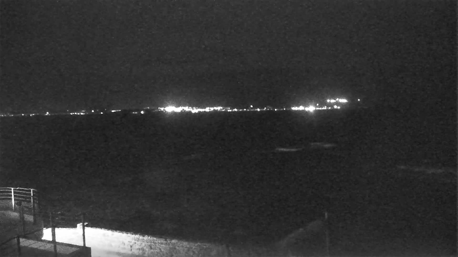 Hyeres, Plage de L'Almanarre Beach Live Cam - Toulon, Var, Provence-Alpes-Côte d’Azur, France