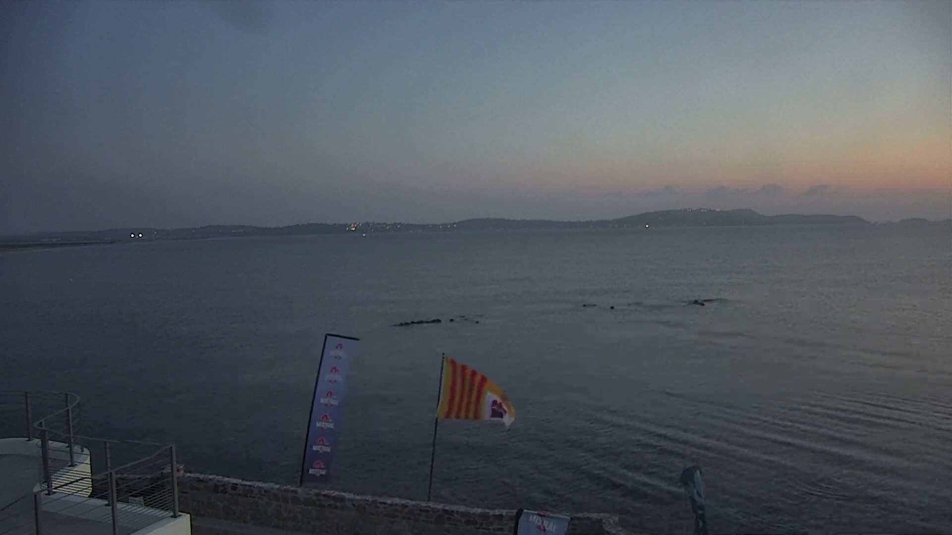 Hyeres, Plage de L'Almanarre Beach Live Cam - Toulon, Var, Provence-Alpes-Côte d’Azur, France