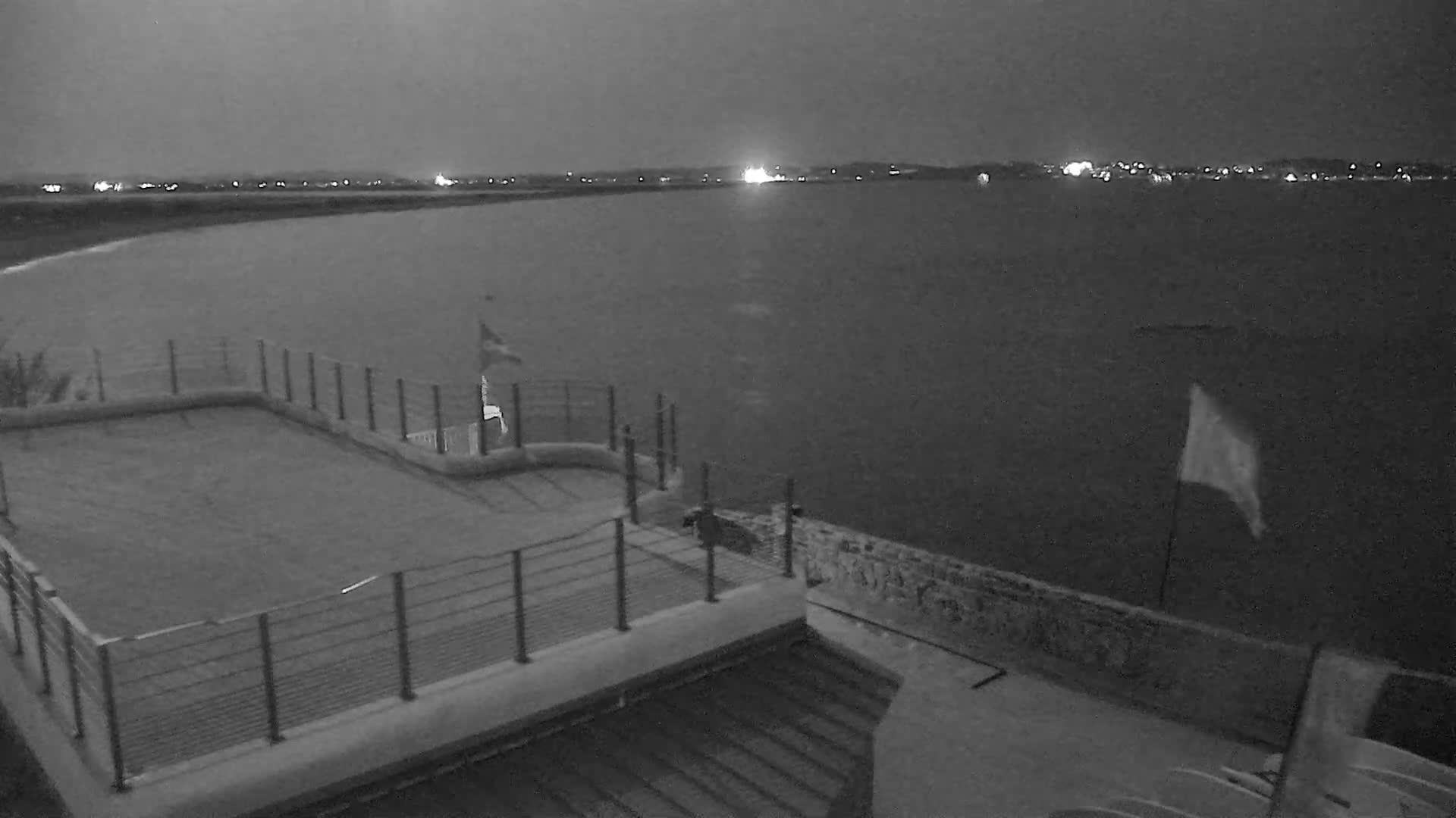 Hyeres, Plage de L'Almanarre Beach Live Cam - Toulon, Var, Provence-Alpes-Côte d’Azur, France