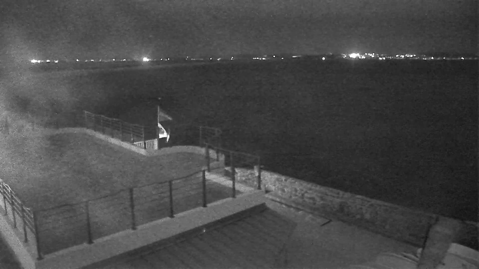 Hyeres, Plage de L'Almanarre Beach Live Cam - Toulon, Var, Provence-Alpes-Côte d’Azur, France