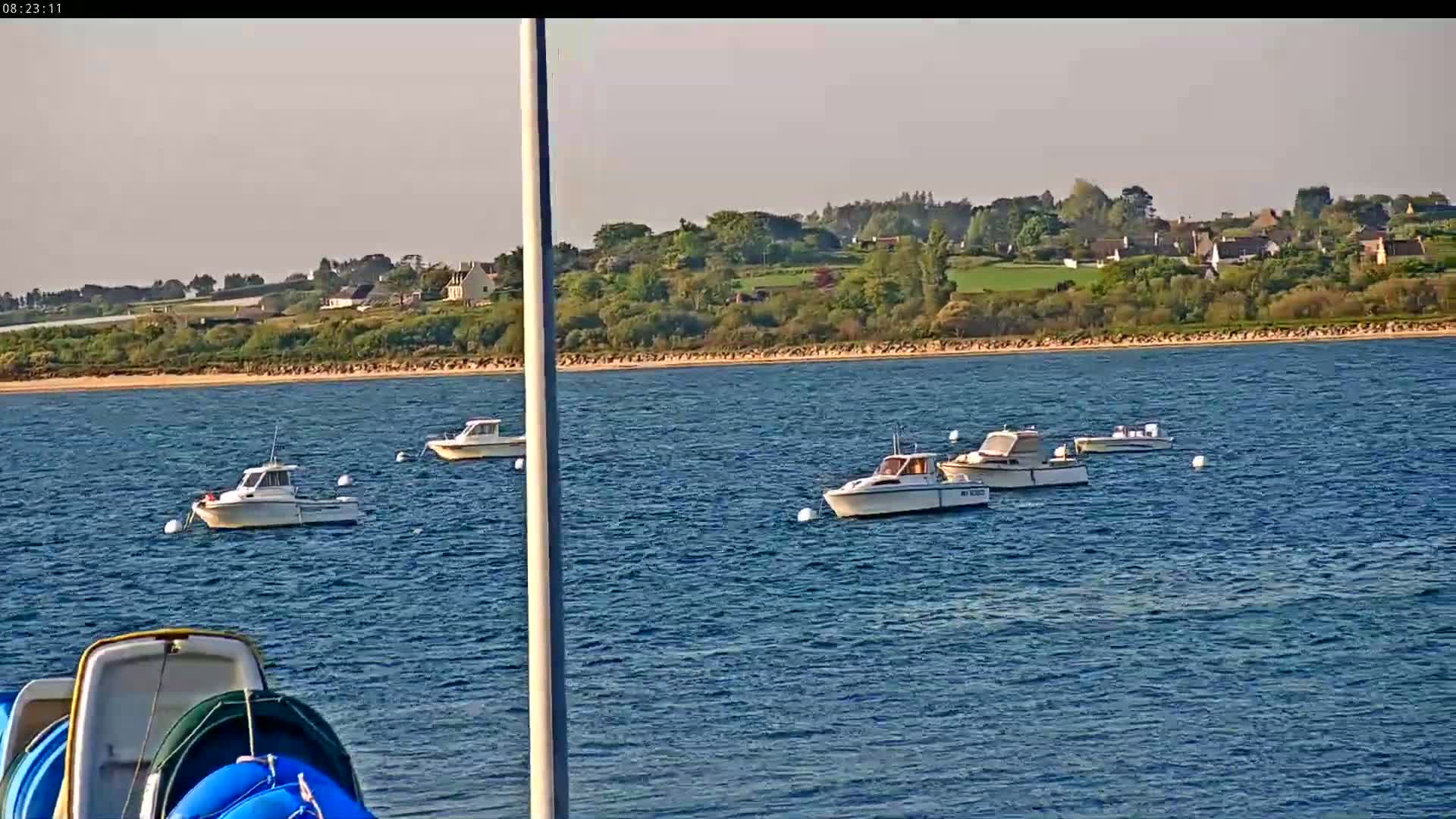Saint-Pol-de-Leon Comune & Marine Live Cam - Morlaix, Finistere, Bretagne, France