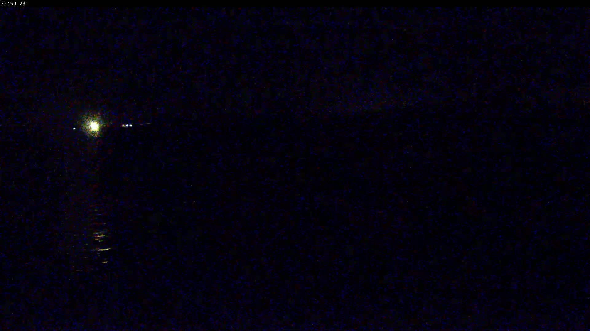Saint-Pol-de-Leon Comune & Marine Live Cam - Morlaix, Finistere, Bretagne, France